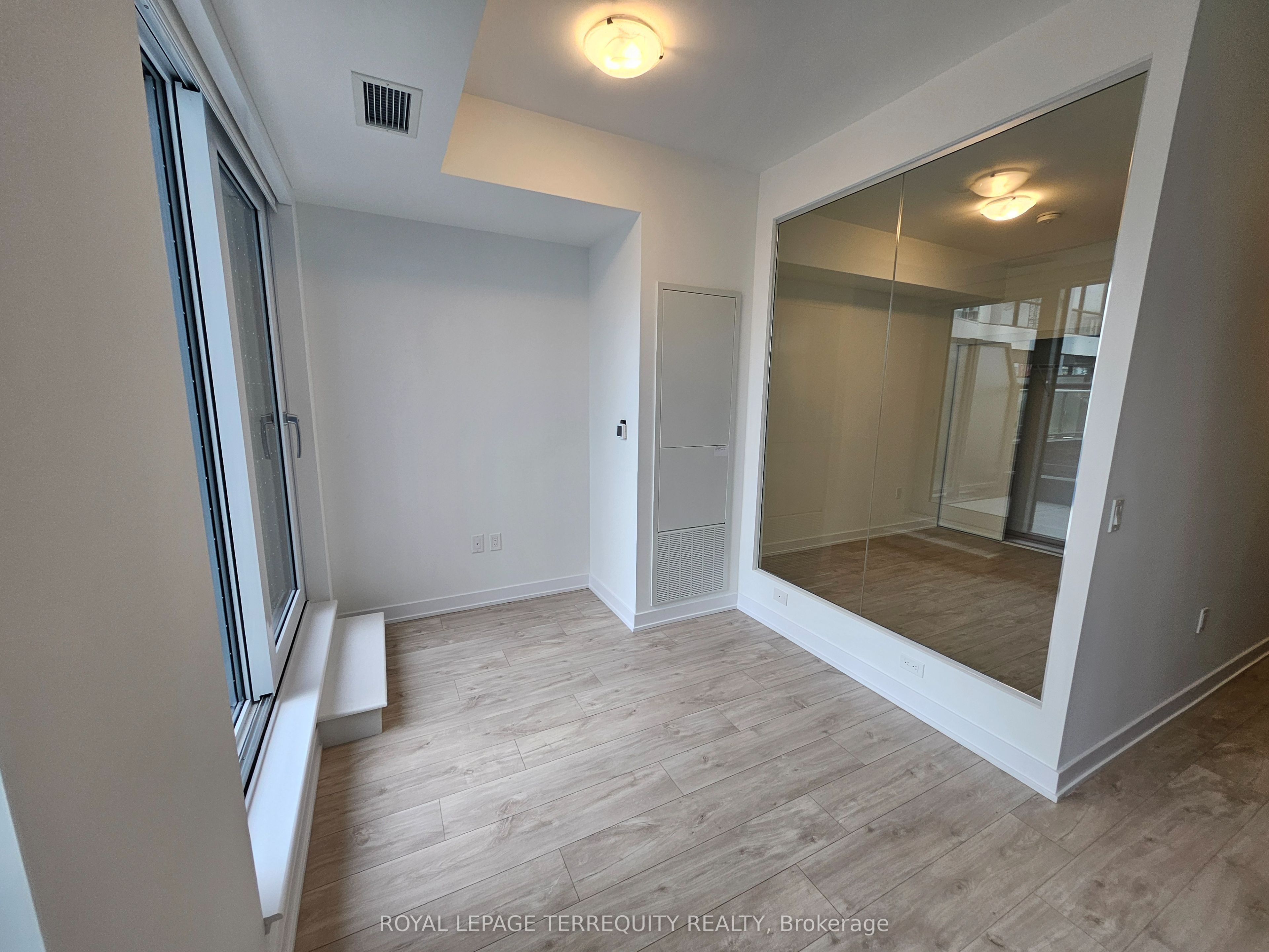 15 Richardson Street 313 Property Photo 9