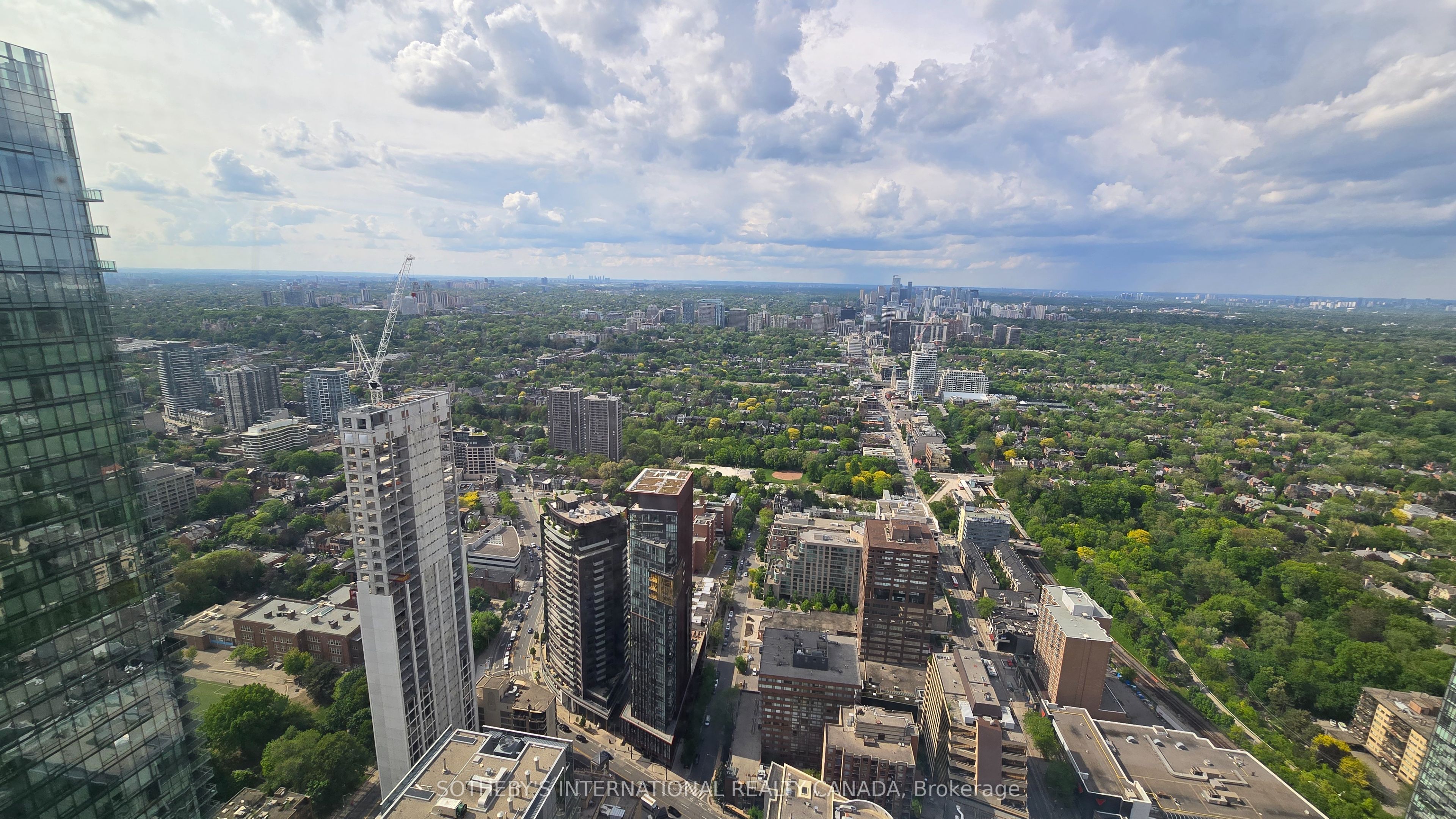 #5603 - 11 Yorkville Avenue Property Photo 1