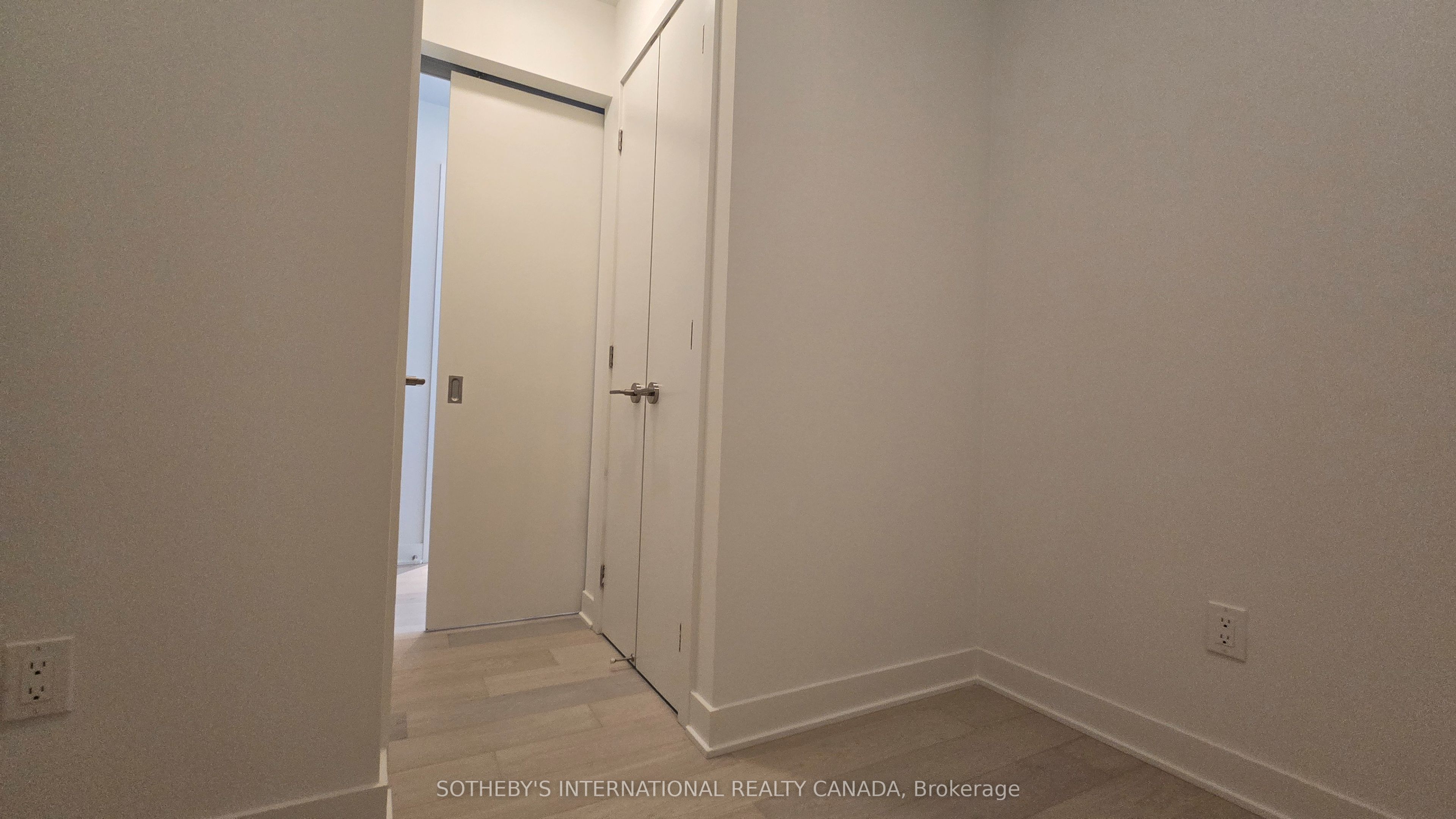 #5603 - 11 Yorkville Avenue Property Photo 23