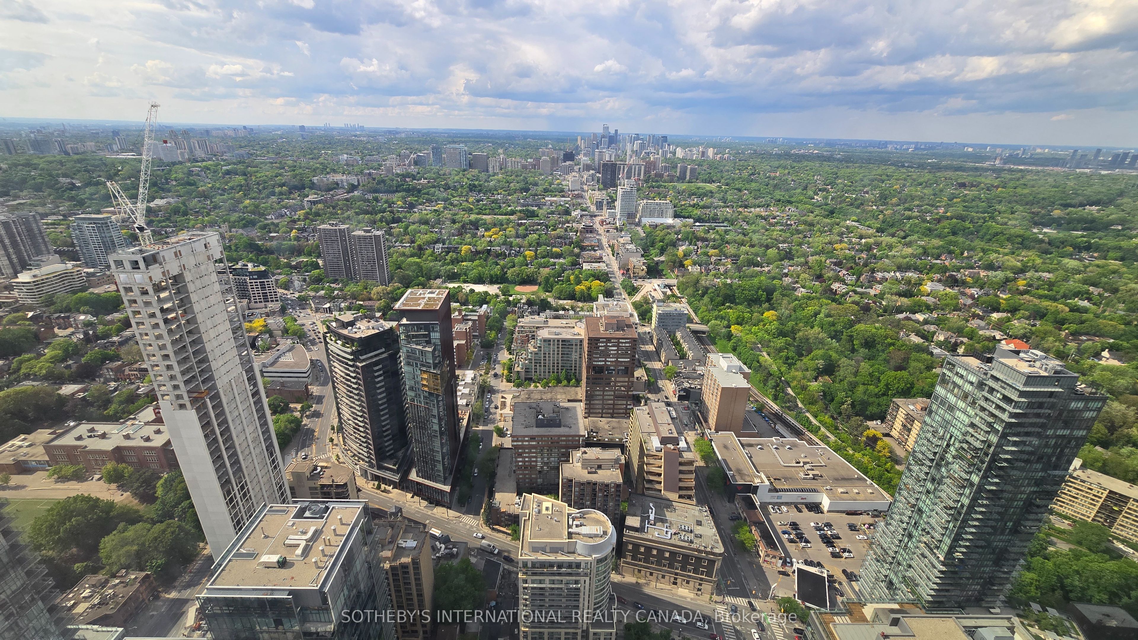 #5603 - 11 Yorkville Avenue Property Photo 27