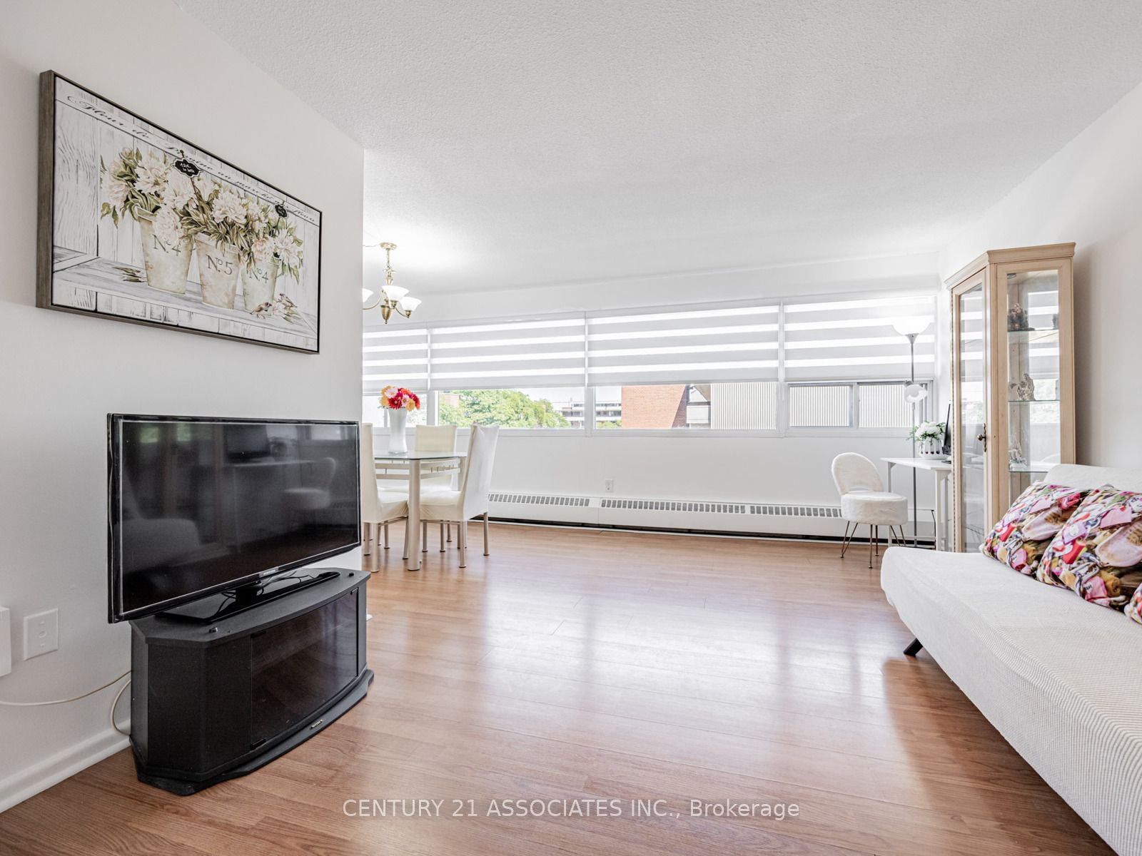 100 Leeward Glenway 402 Property Photo 14