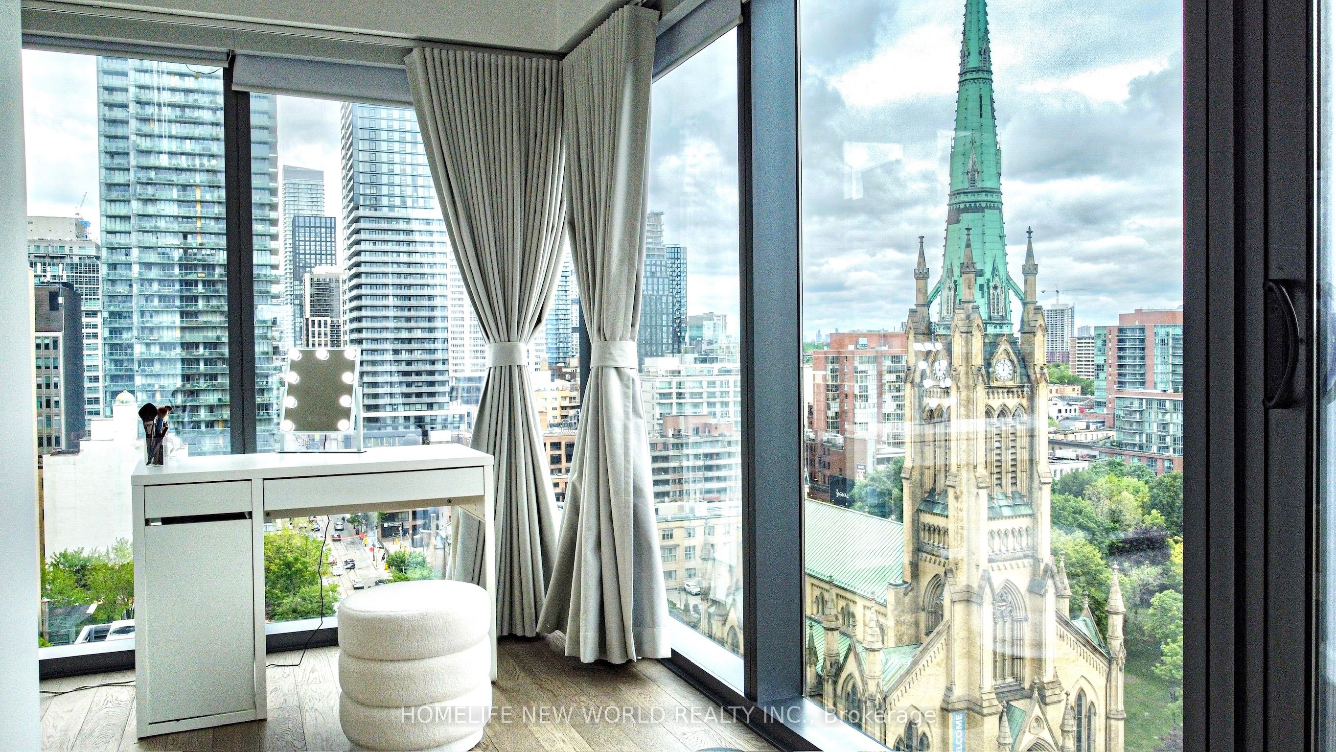 #1502 - 60 Colborne Street Property Photo 12