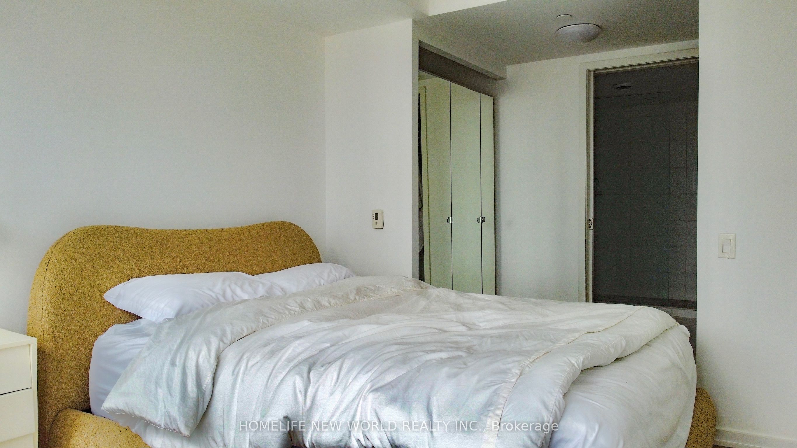 #1502 - 60 Colborne Street Property Photo 16