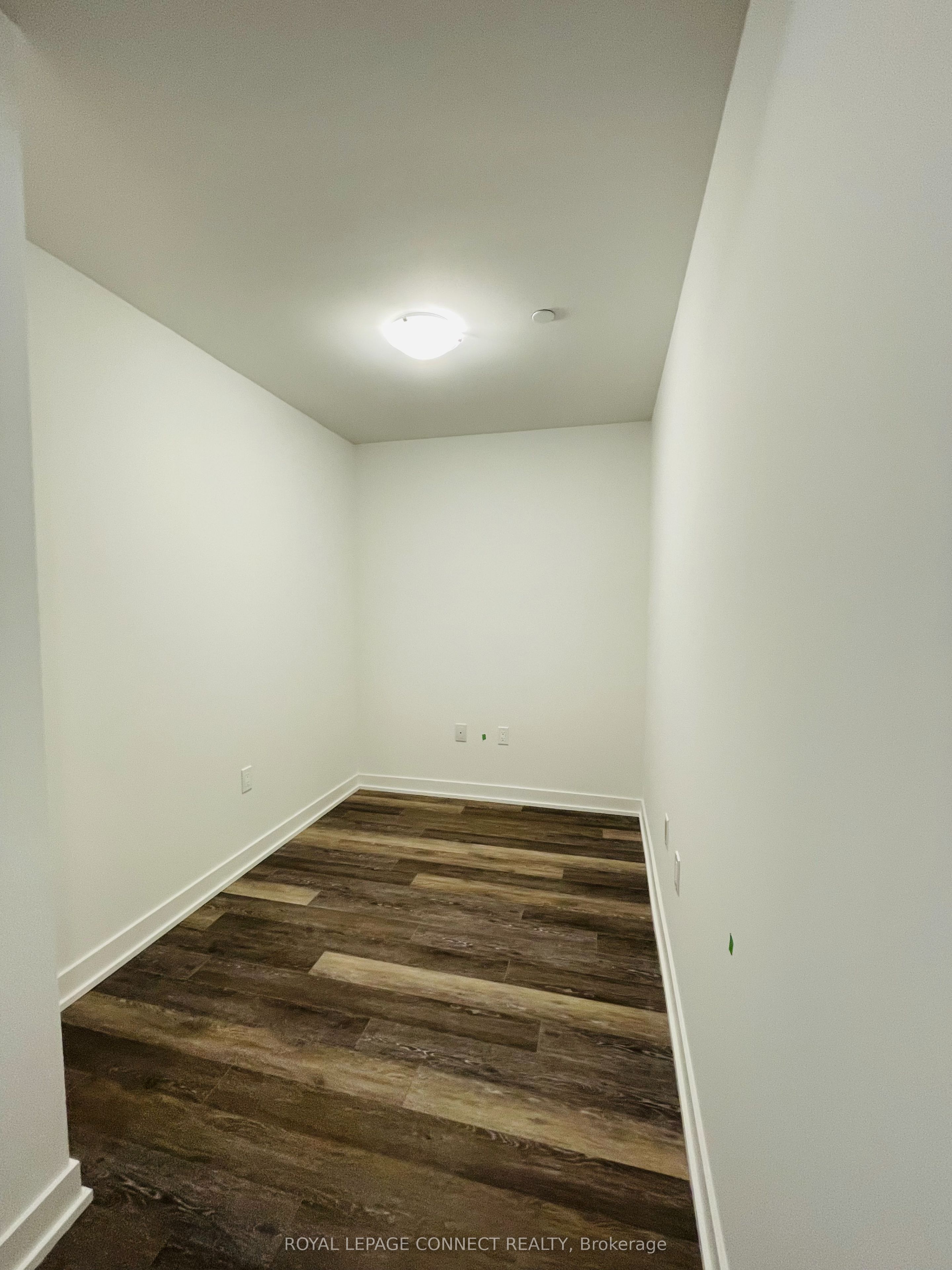 250 Lawrence Avenue W 504 Property Photo 22