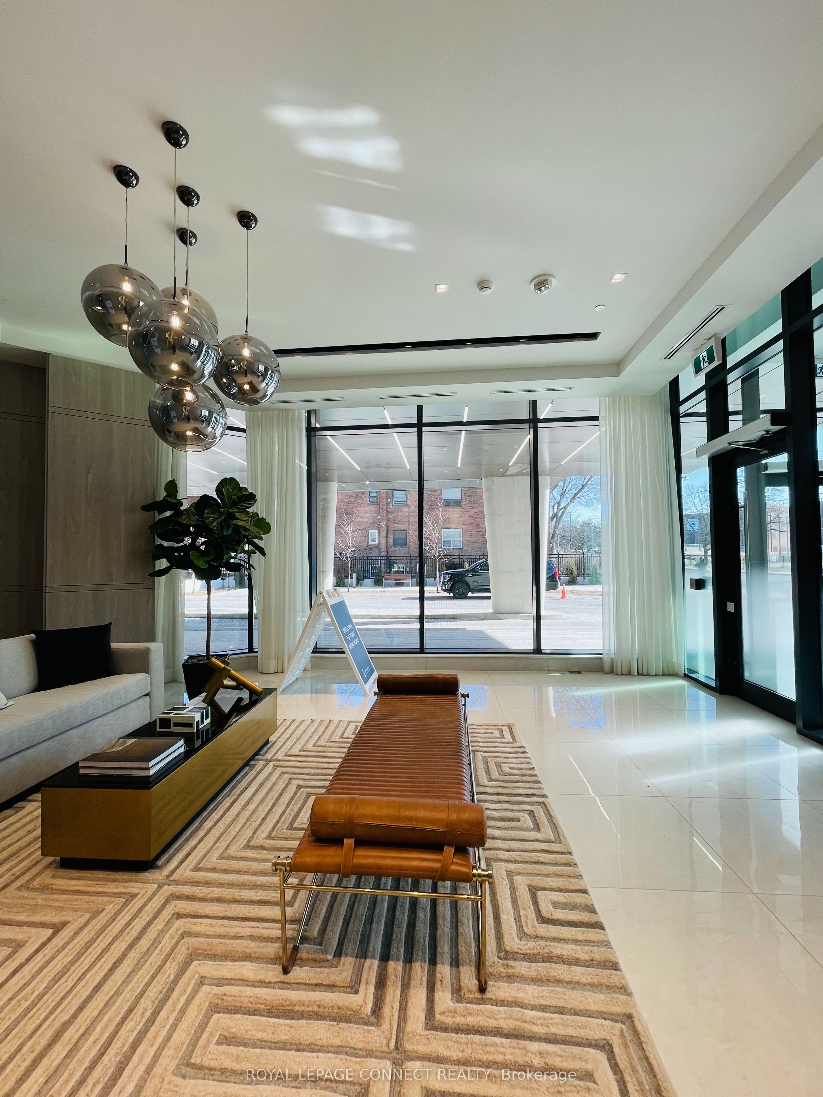 250 Lawrence Avenue W 504 Property Photo 26