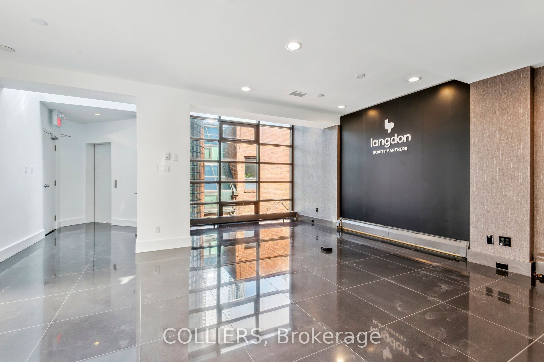 30a Hazelton Avenue 400-500 Property Photo 6