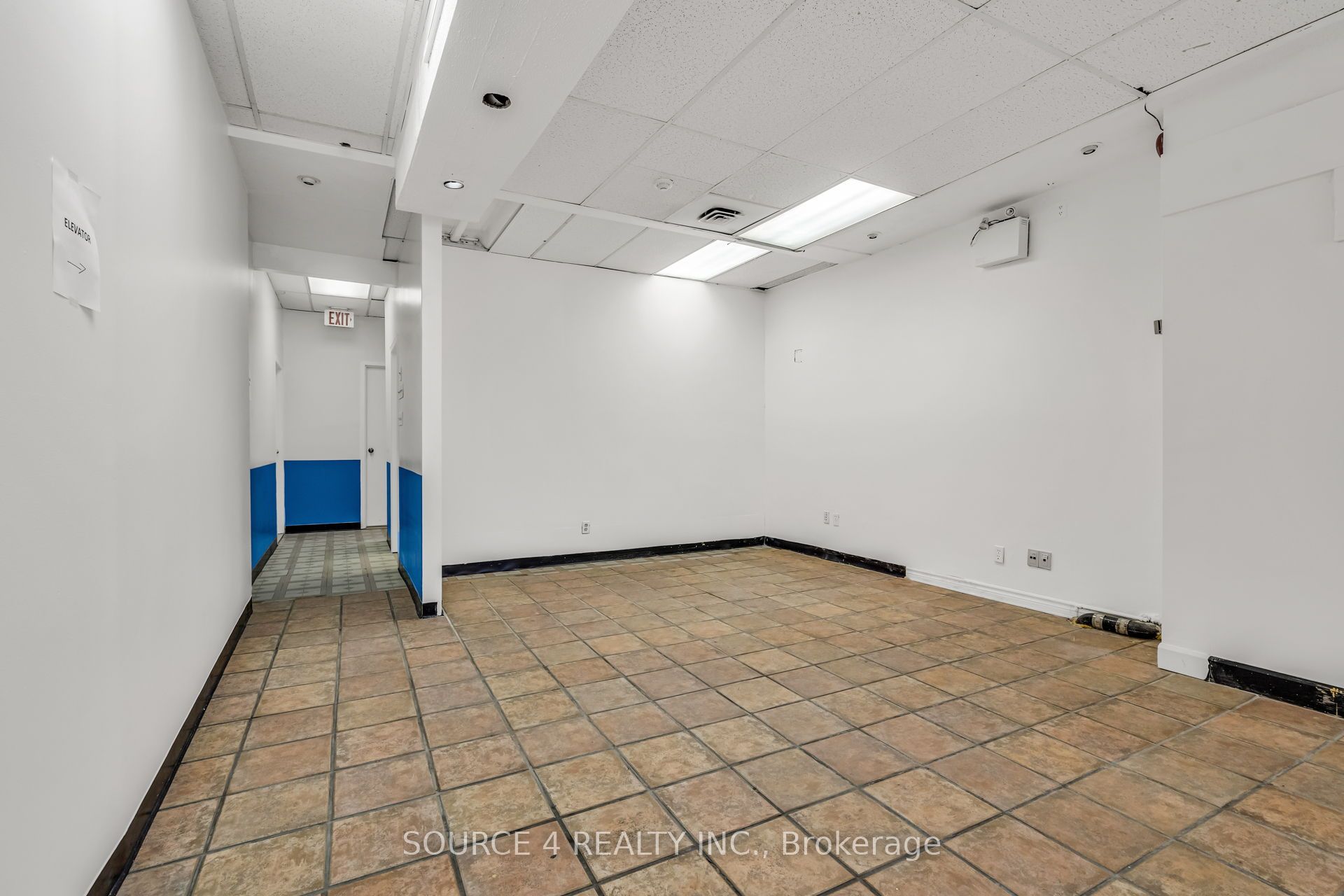 1080 St. Clair Avenue W Property Photo 10
