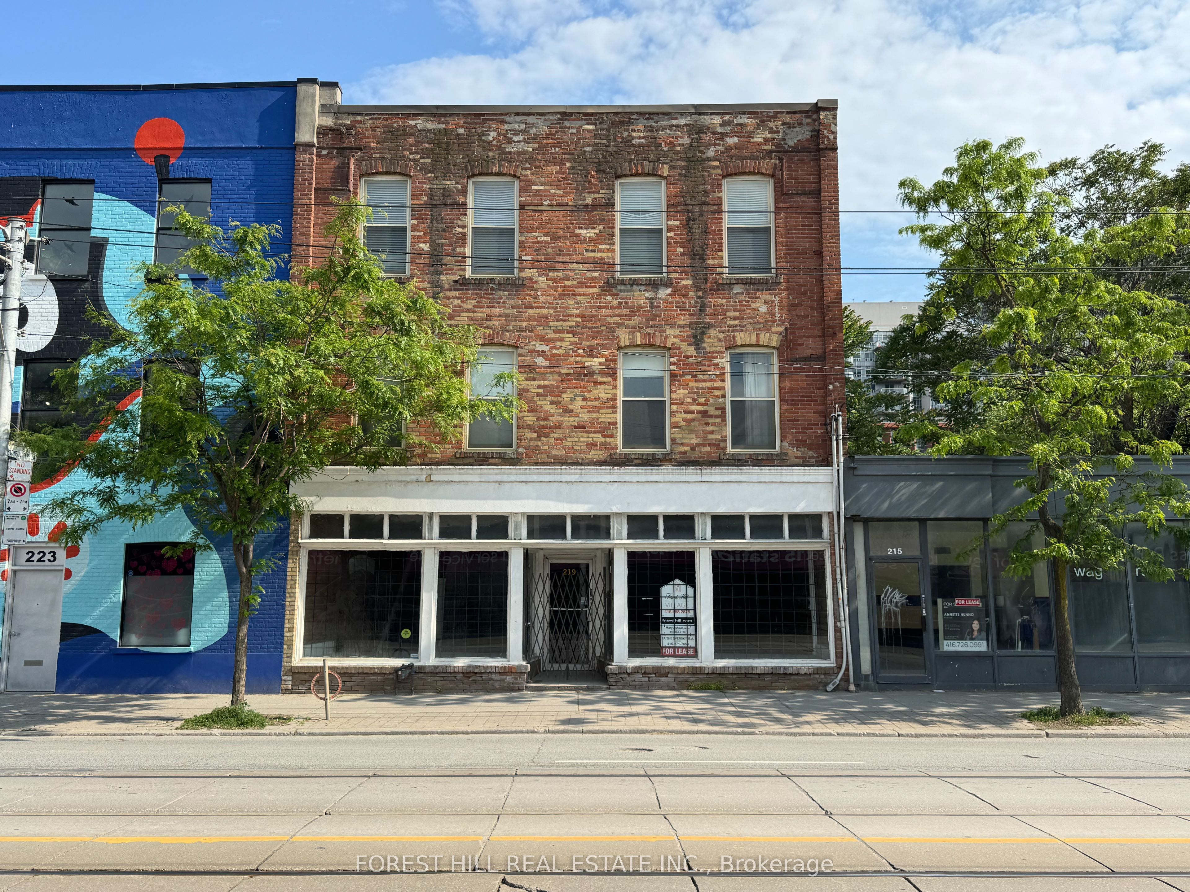 219 Queen Street E Property Photo 1
