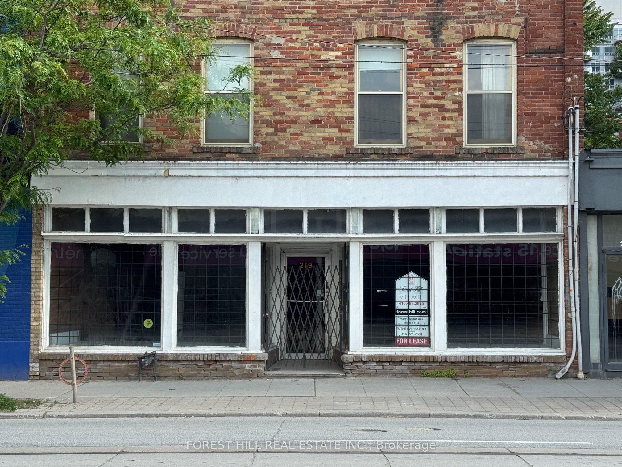 219 Queen Street E Property Photo 2