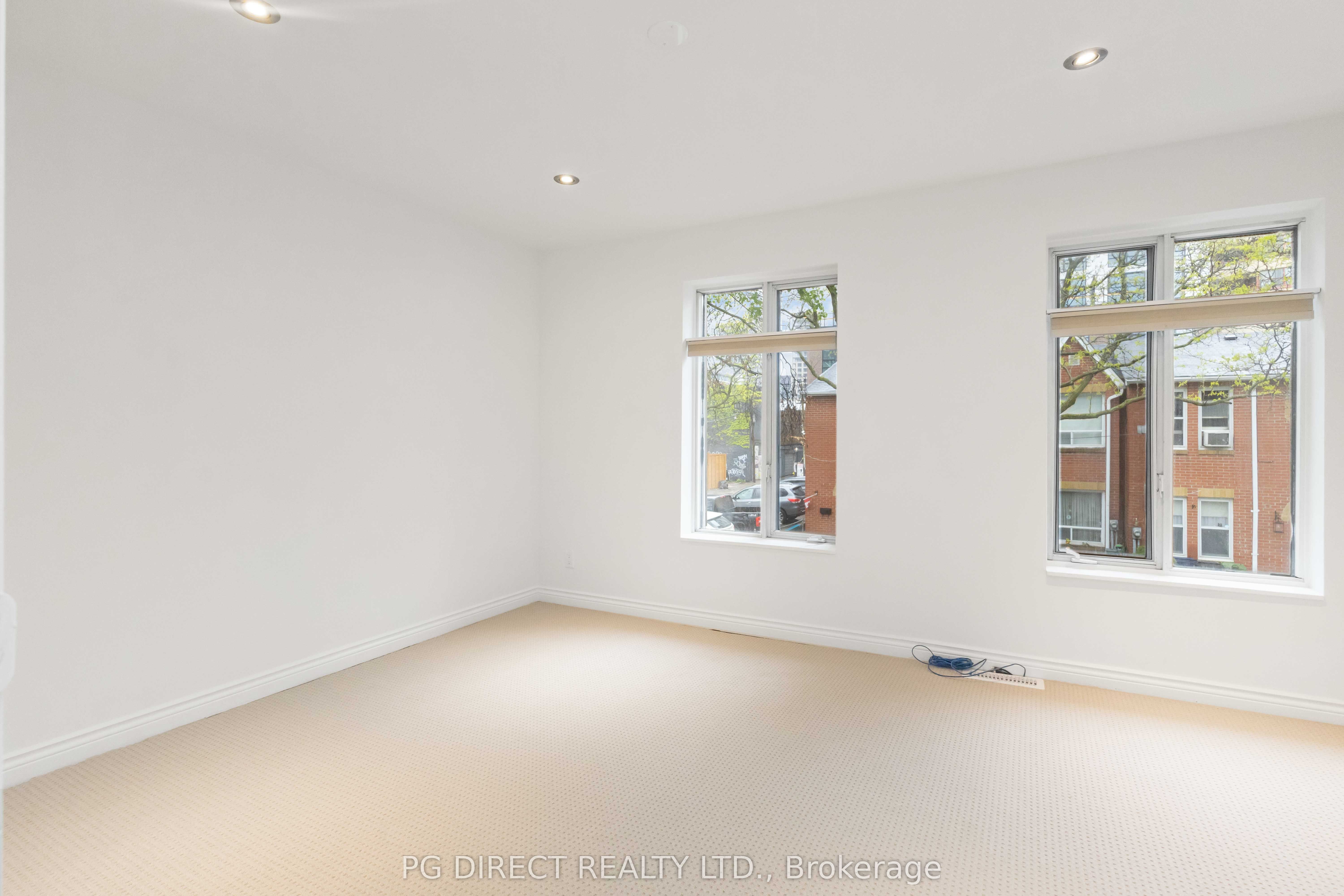 9 Trefann Street Property Photo 7