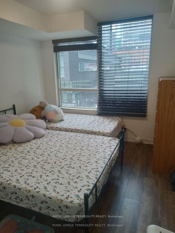 30 Grand Trunk Crescent 503 Property Photo 10