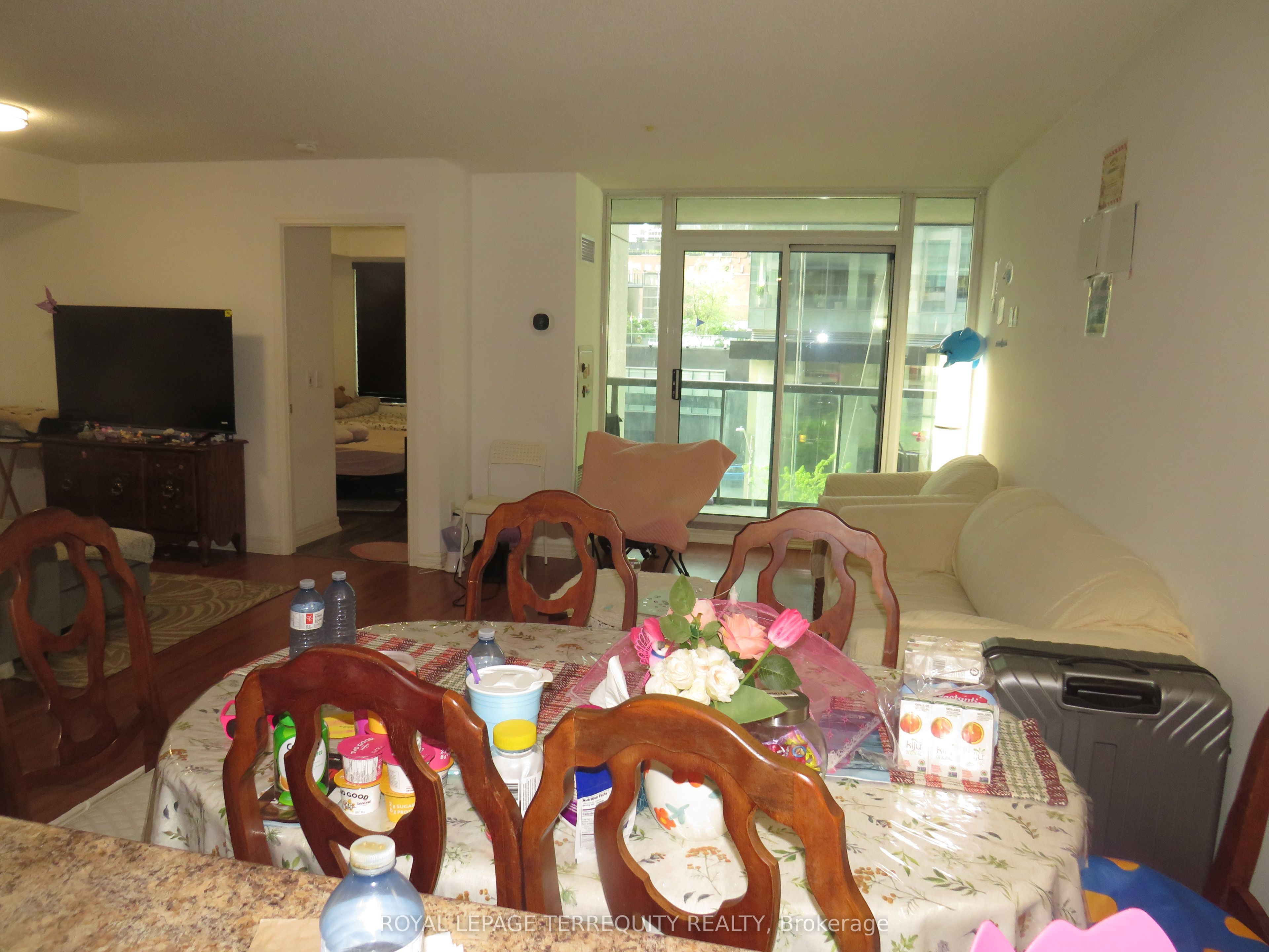 30 Grand Trunk Crescent 503 Property Photo 14