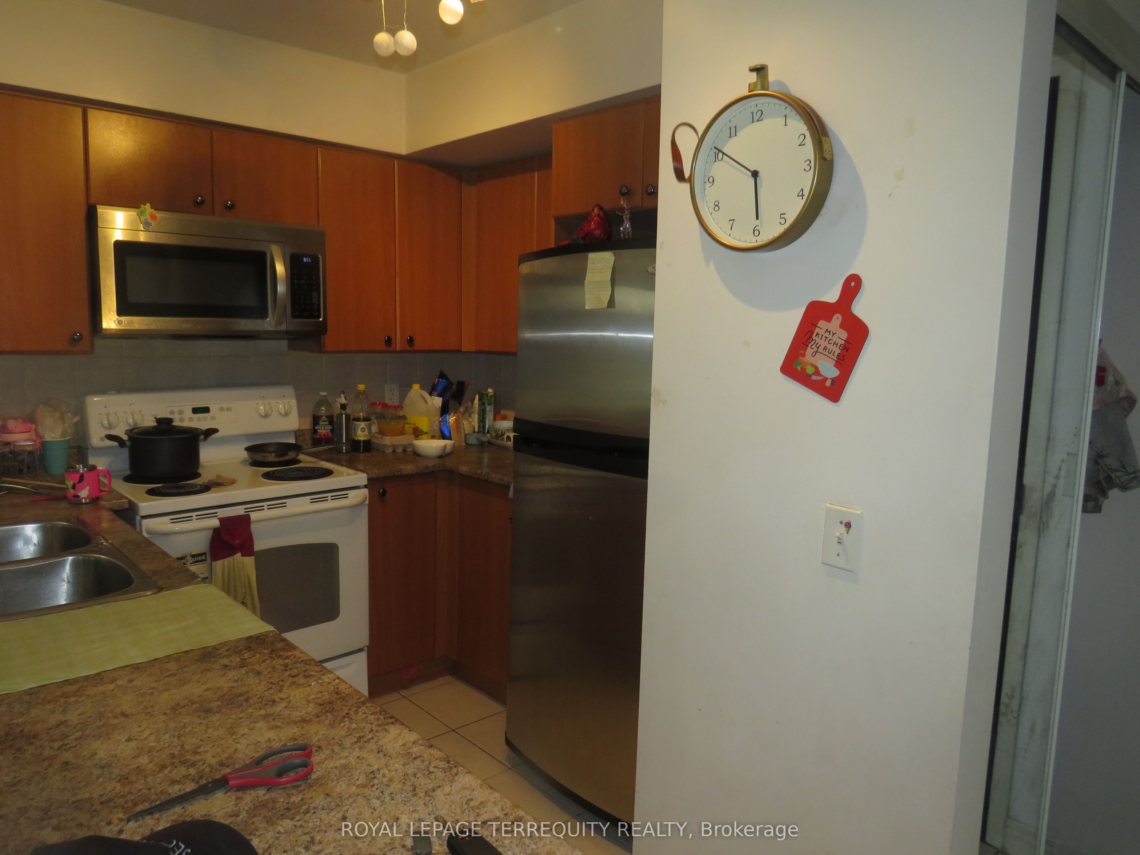 30 Grand Trunk Crescent 503 Property Photo 15