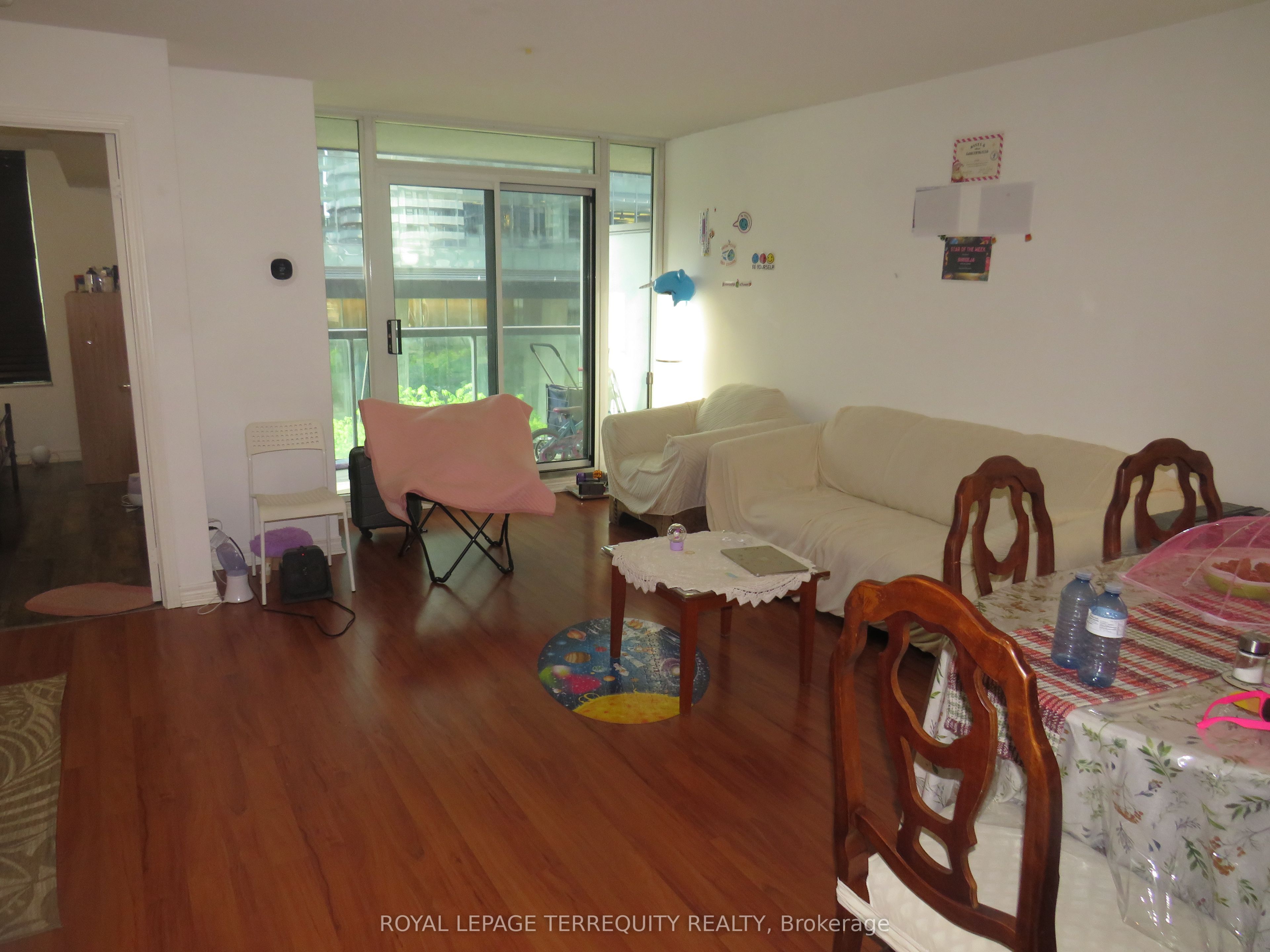 30 Grand Trunk Crescent 503 Property Photo 22