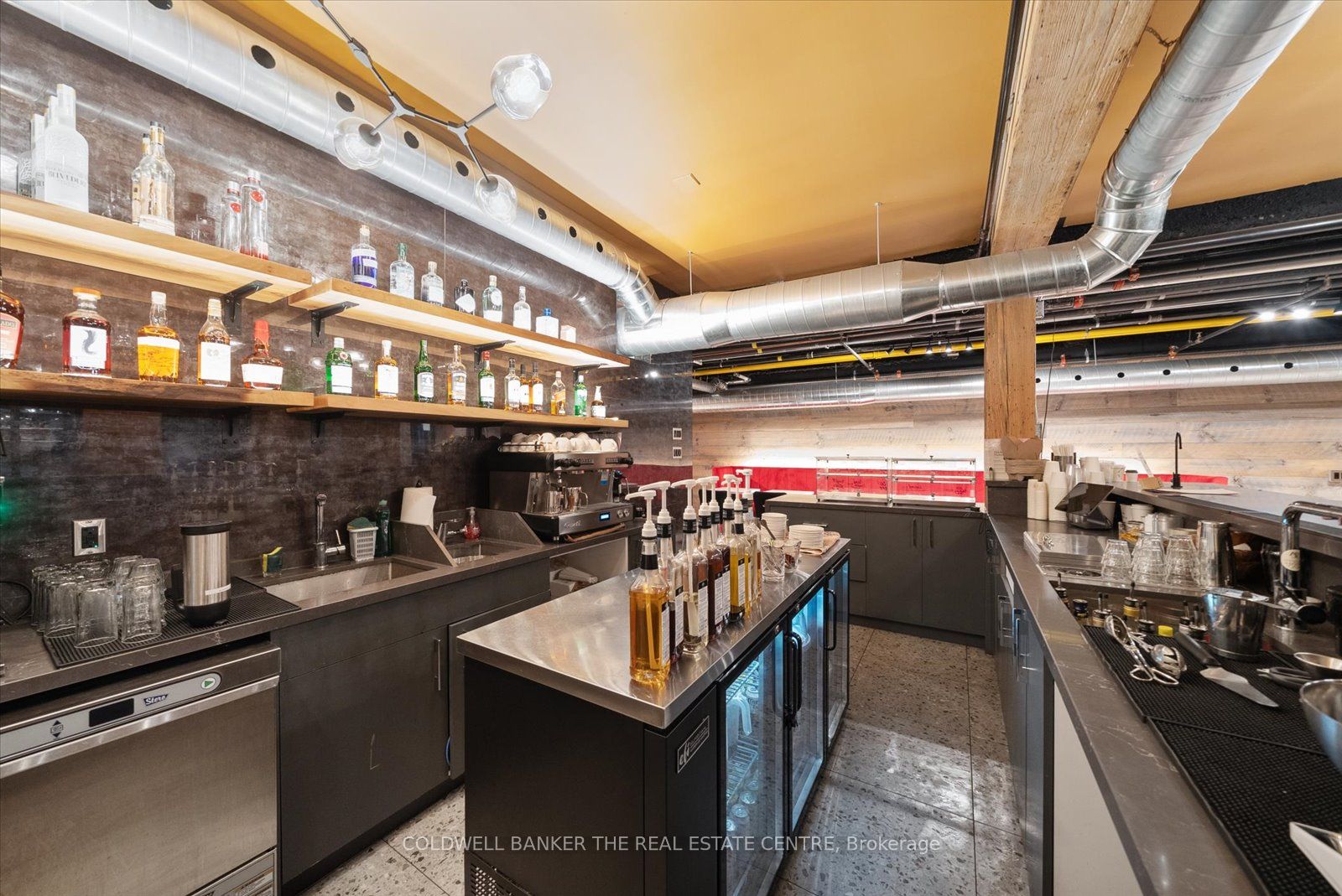 35 Mccaul Street Property Photo 21