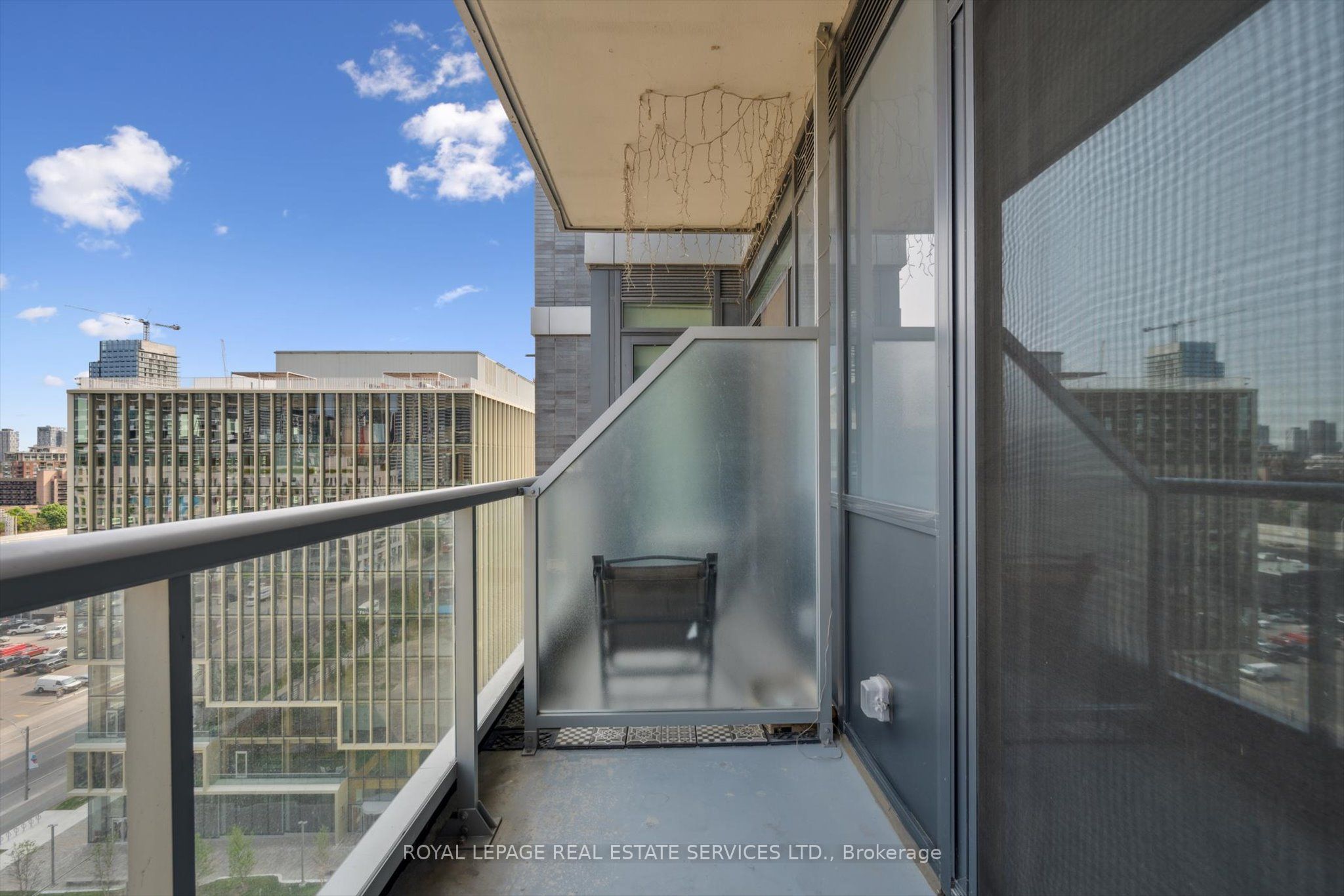 1 Edgewater Drive Gph27 Property Photo 20