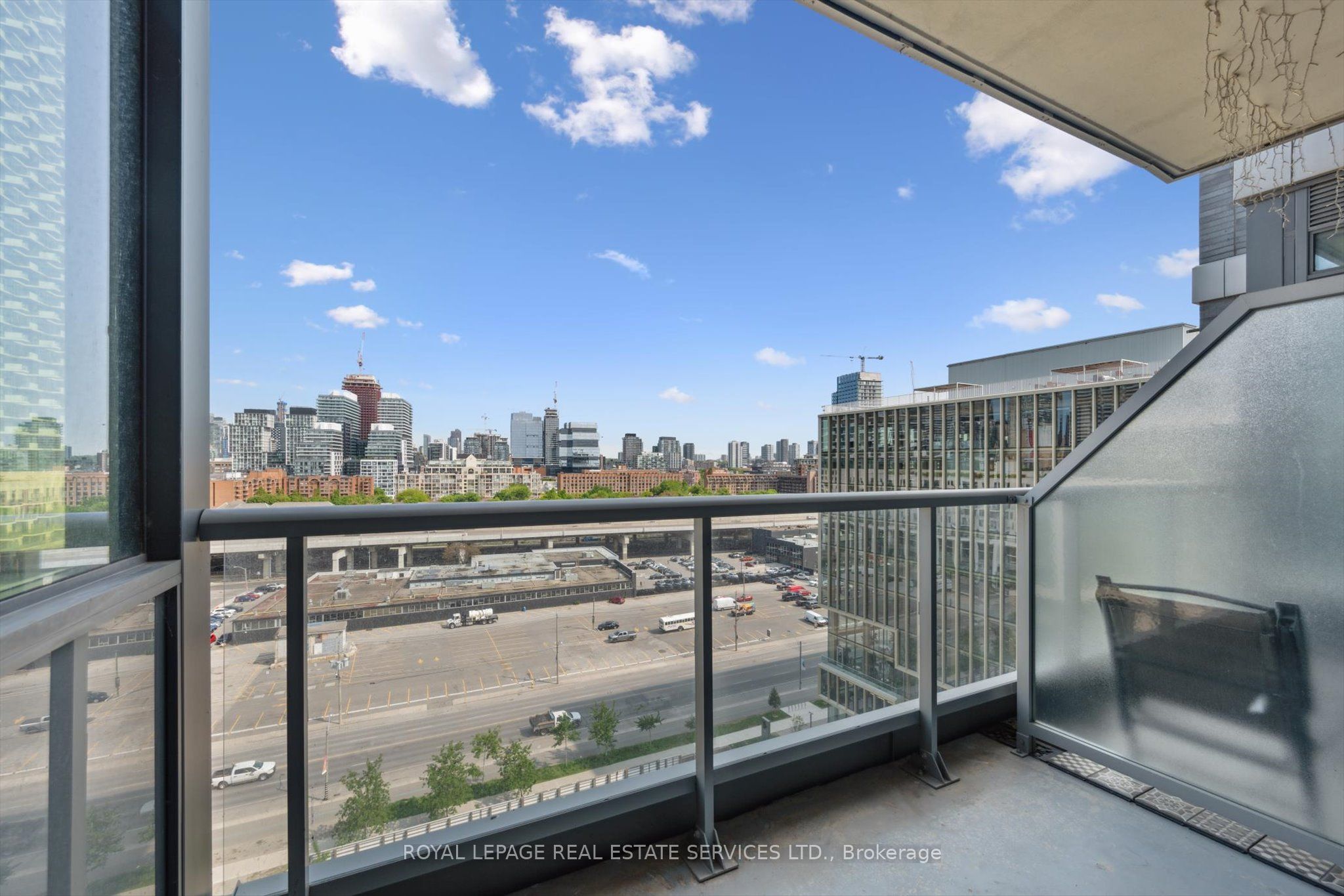 1 Edgewater Drive Gph27 Property Photo 21