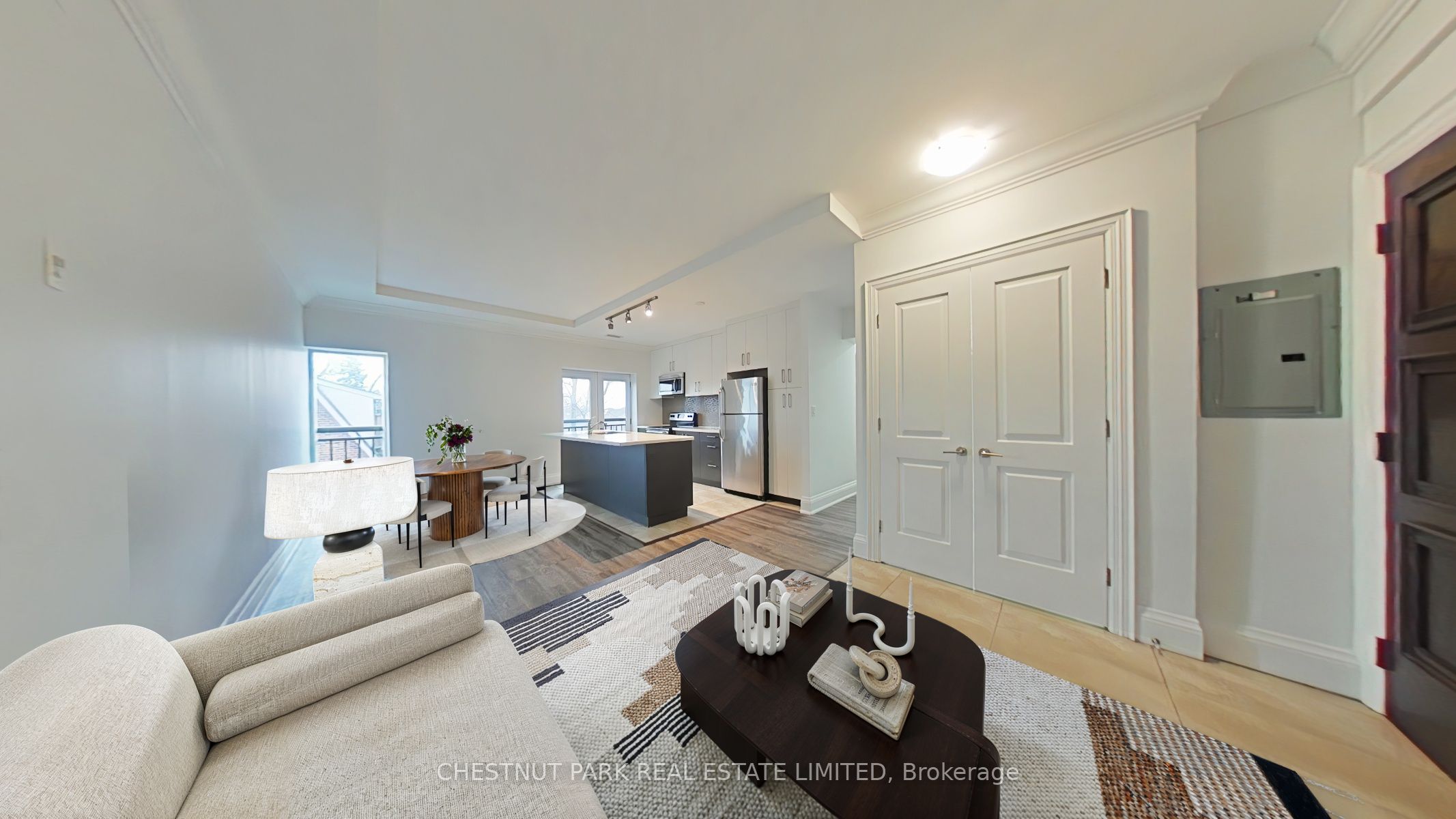 #304 - 3443 Bathurst Street Property Photo 4