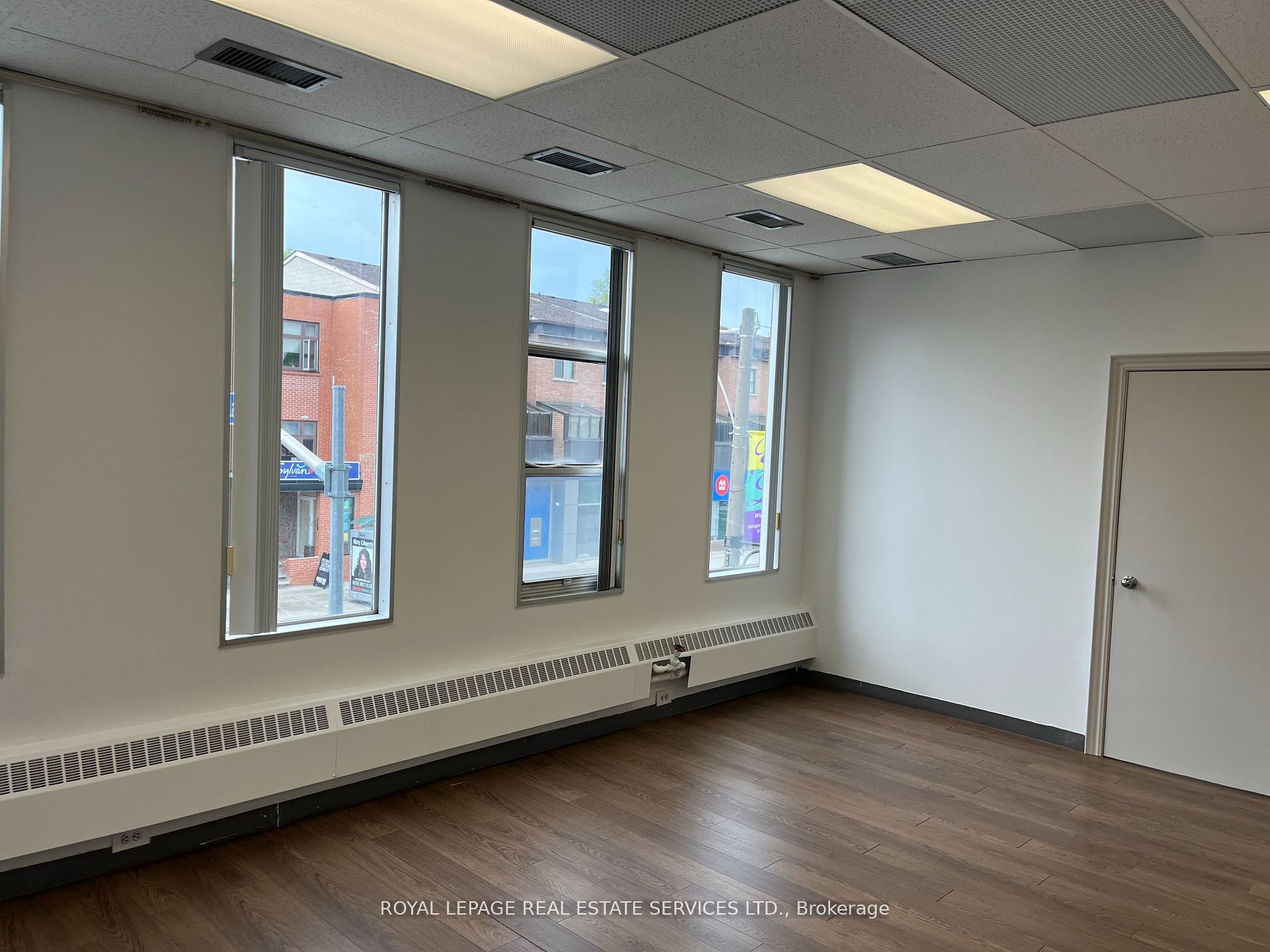3335 Yonge Street 201 Property Photo 4