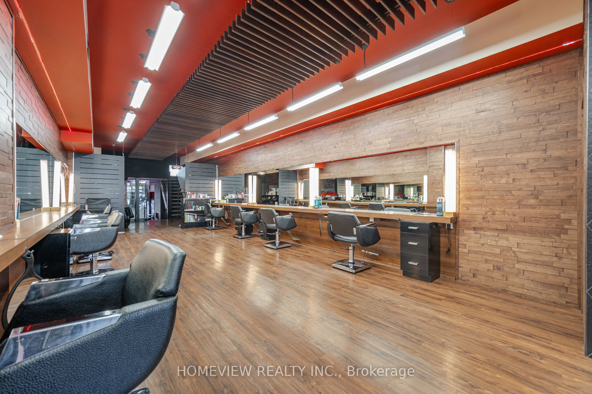 1005 Eglinton Avenue W Property Photo 4