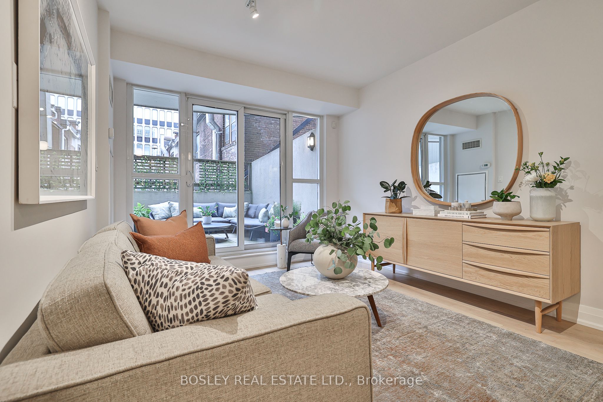 1430 Yonge Street 201 Property Photo 1