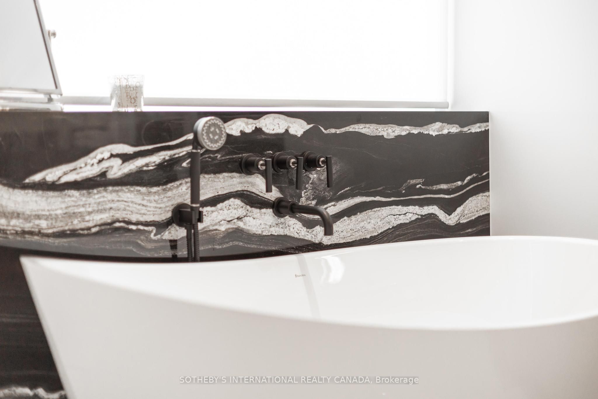 342 Spadina Road 405 Property Photo 33