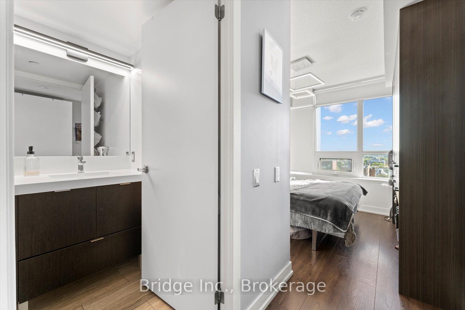 365 Church Street 1410 Property Photo 12