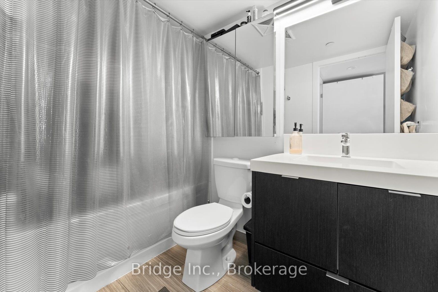 365 Church Street 1410 Property Photo 13