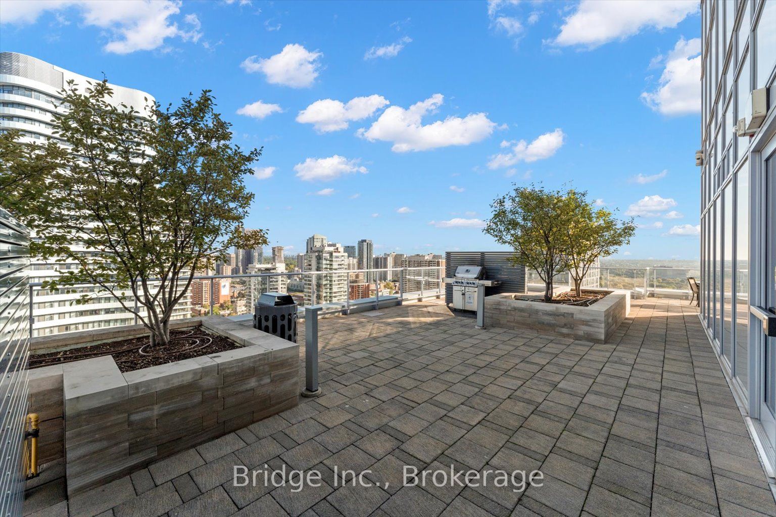 365 Church Street 1410 Property Photo 19