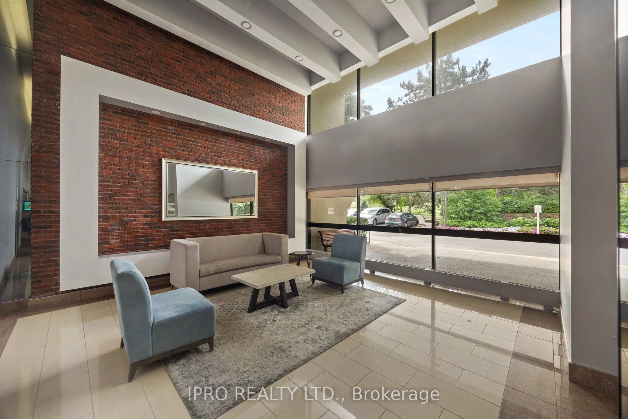 #1203 - 260 Seneca Hill Drive Property Photo 2