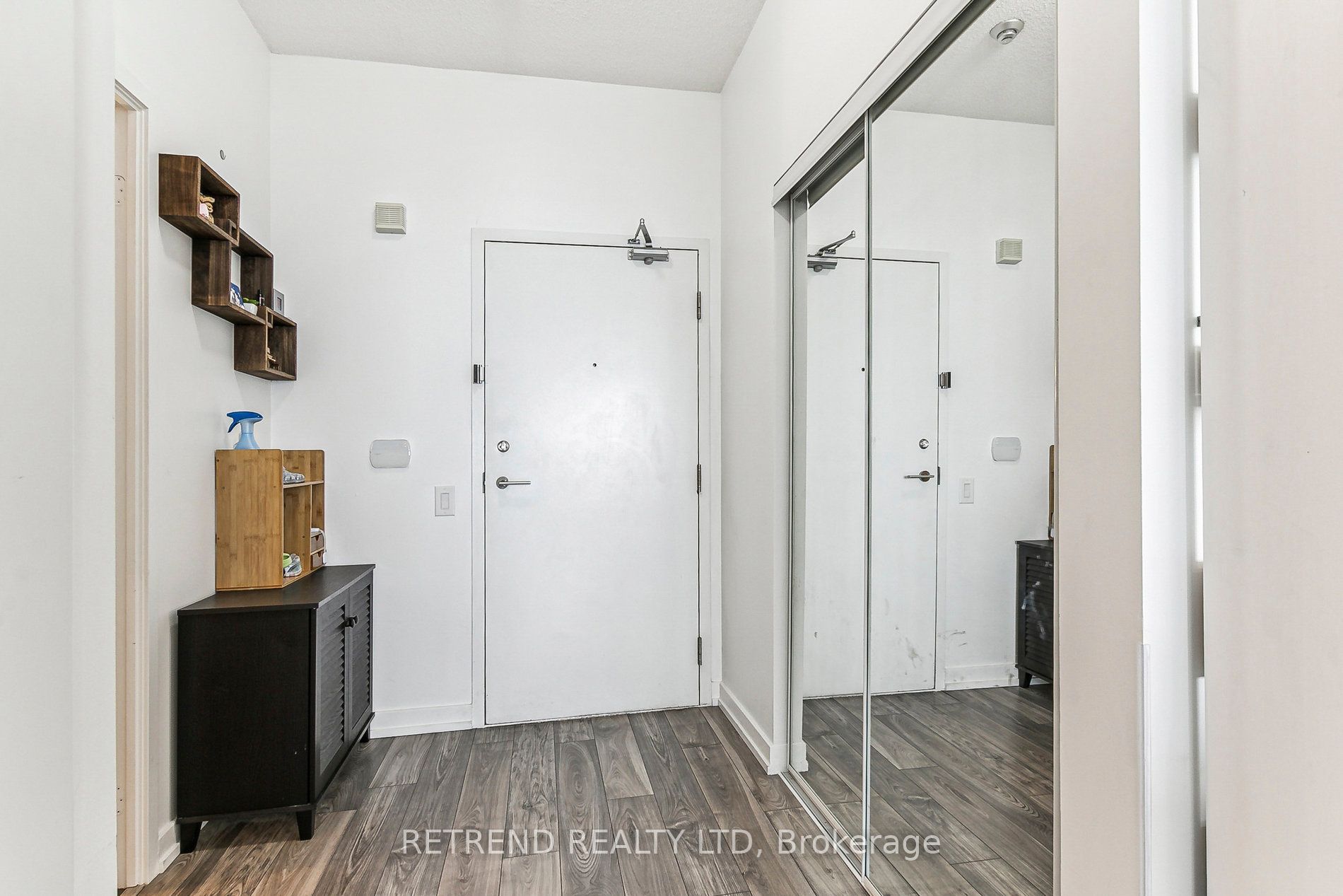 33 Singer Court 3010 Property Photo 2
