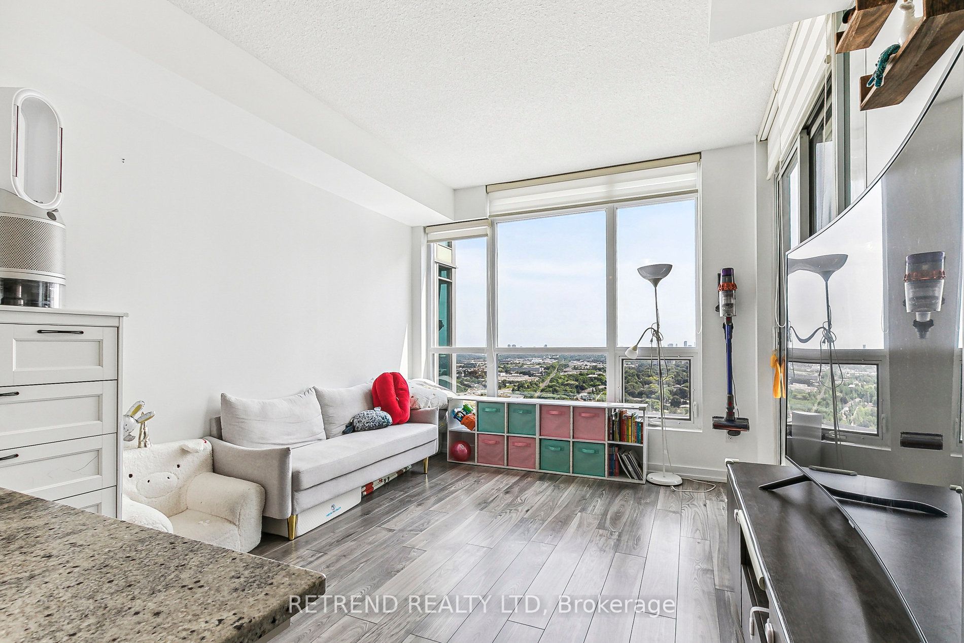 33 Singer Court 3010 Property Photo 3