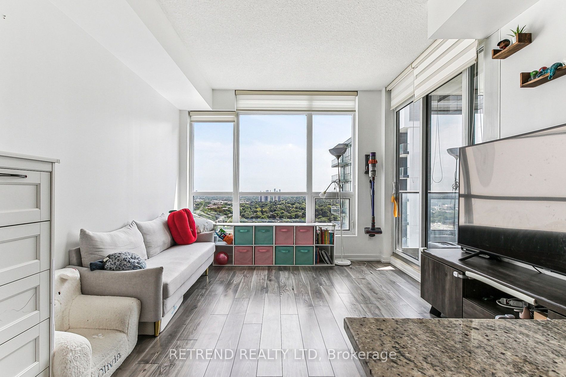 33 Singer Court 3010 Property Photo 4