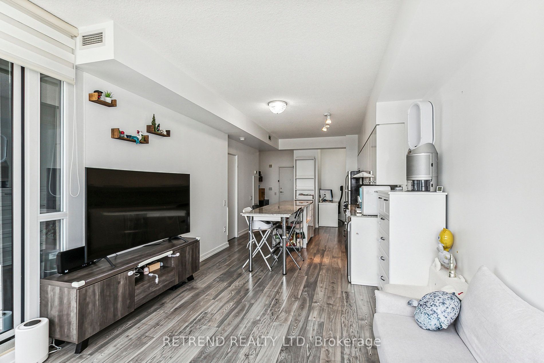 33 Singer Court 3010 Property Photo 5