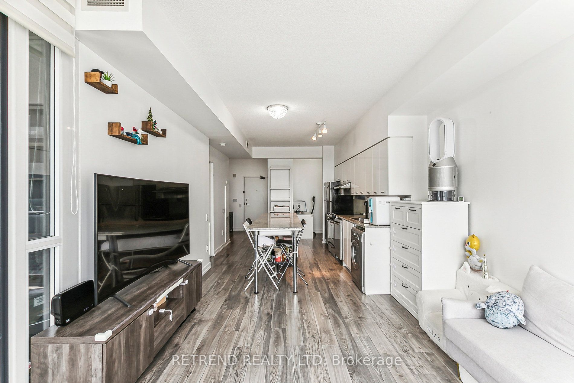 33 Singer Court 3010 Property Photo 8
