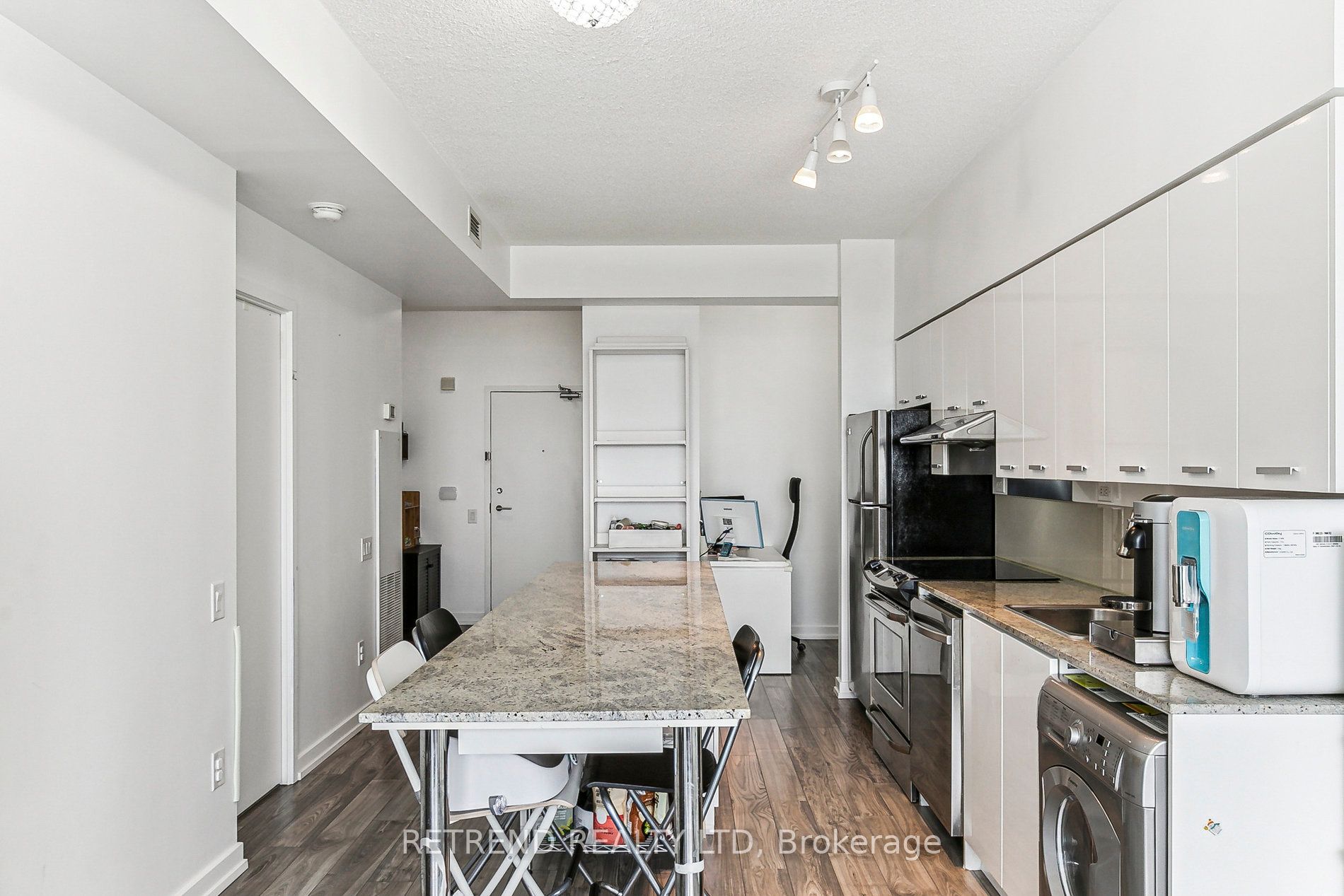 33 Singer Court 3010 Property Photo 11
