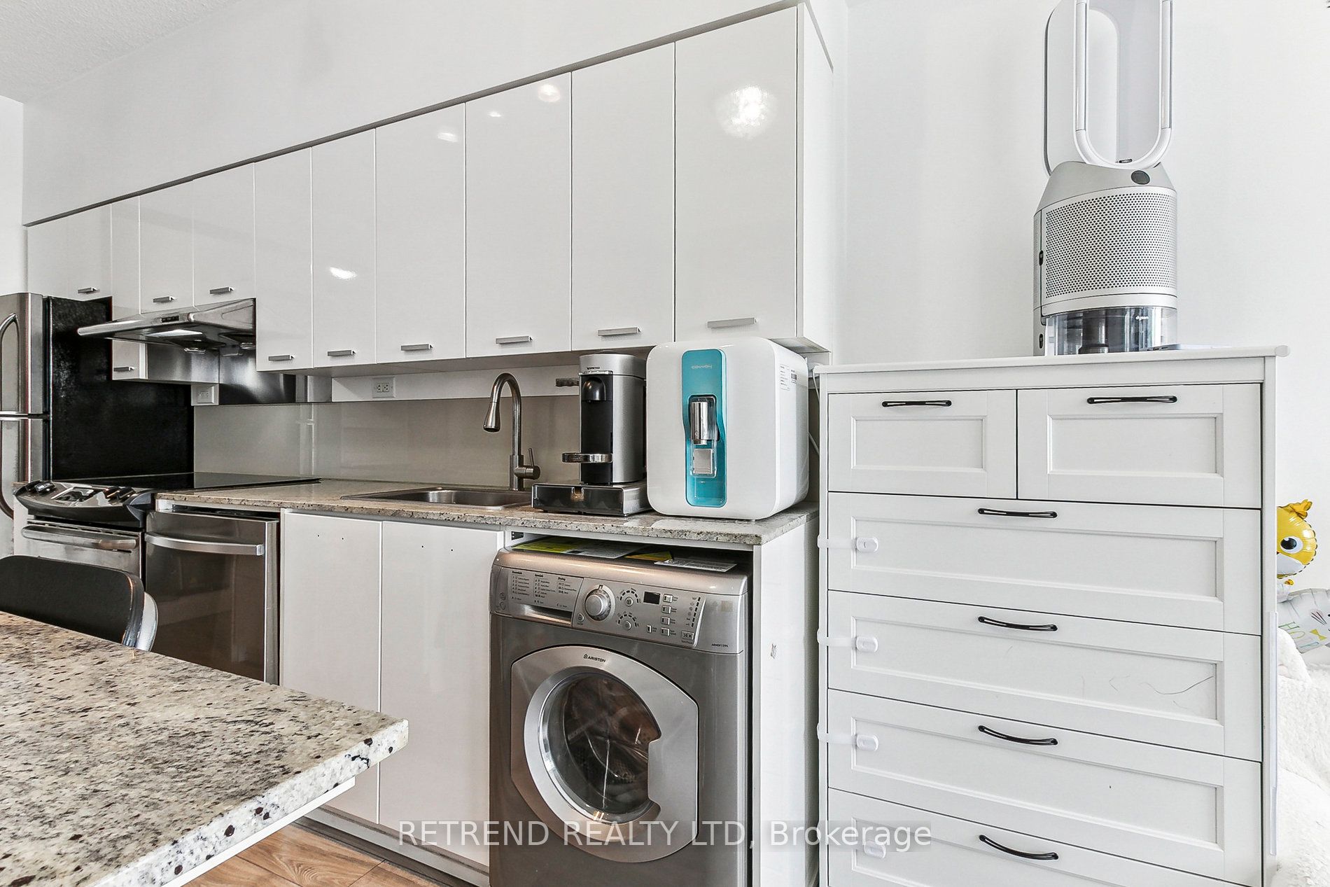 33 Singer Court 3010 Property Photo 14