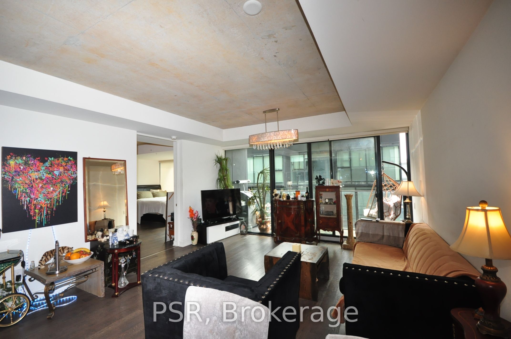 629 King Street W 1009 Property Photo 1