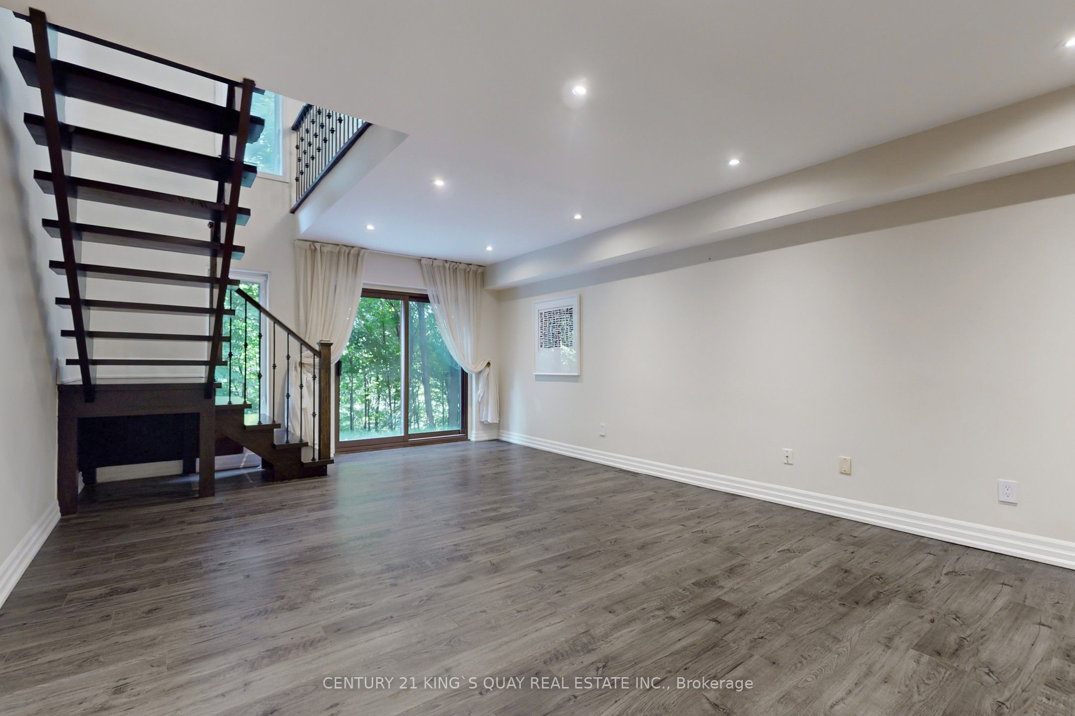 22 Coreydale Court Property Photo 37