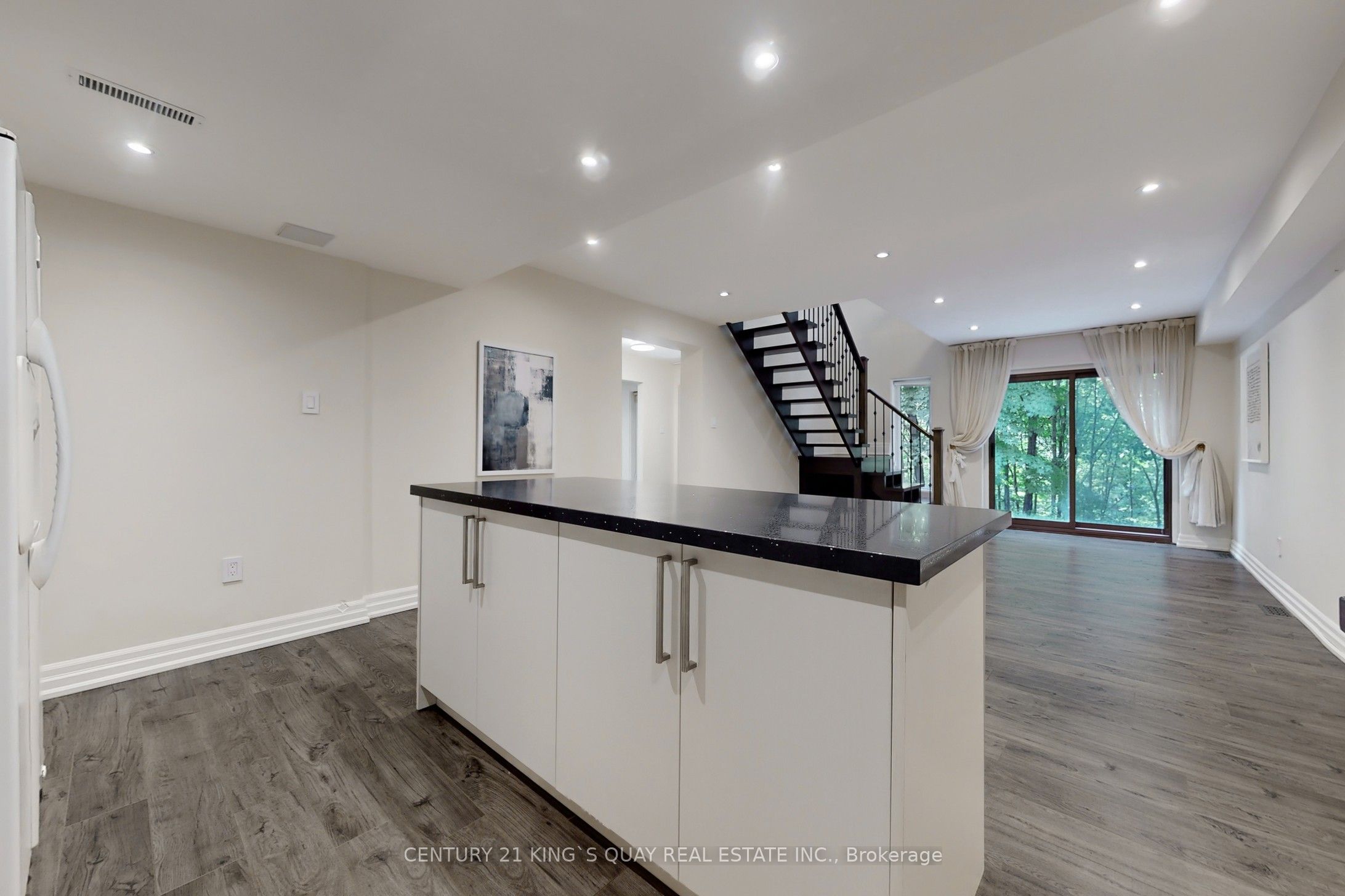 22 Coreydale Court Property Photo 40