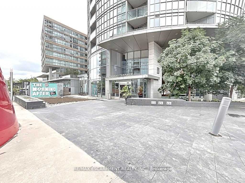 21 Iceboat Terrace 1510 Property Photo 1