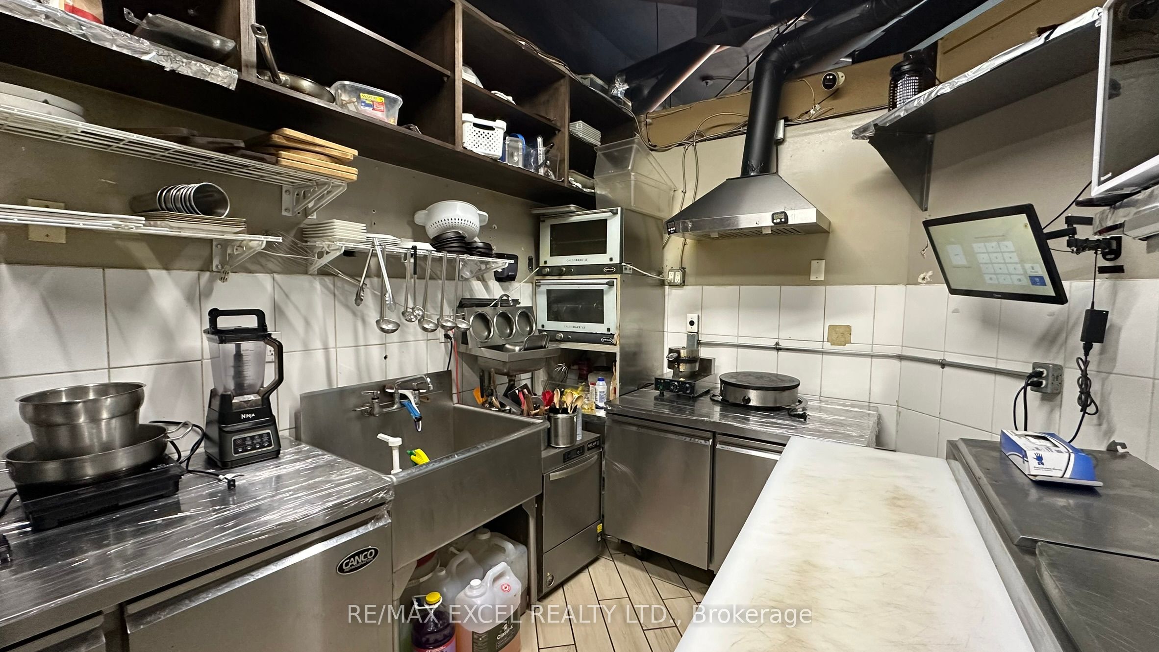 35 St Joseph Street Property Photo 9