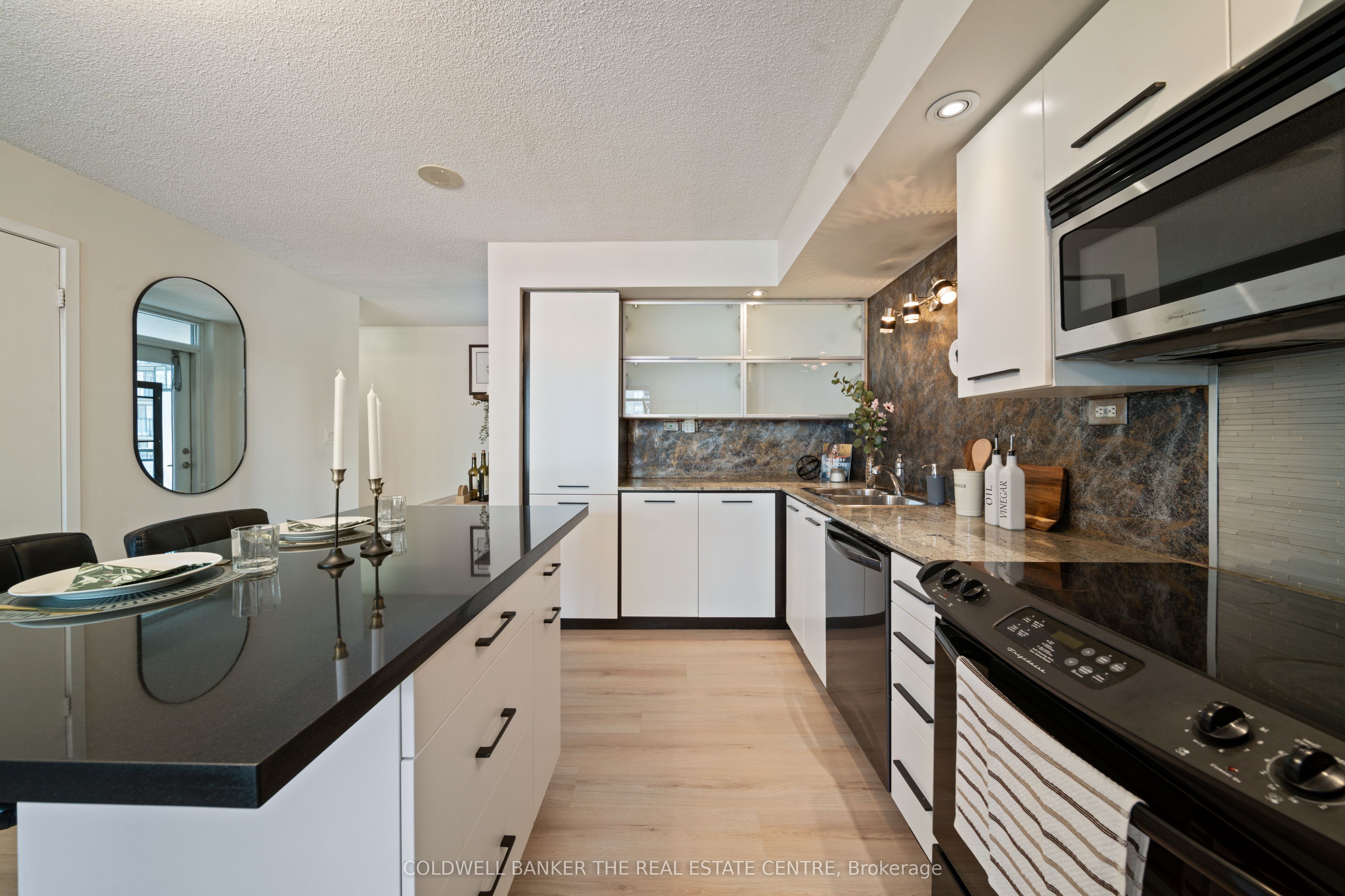 #1207 - 8 Telegram Mews Property Photo 11