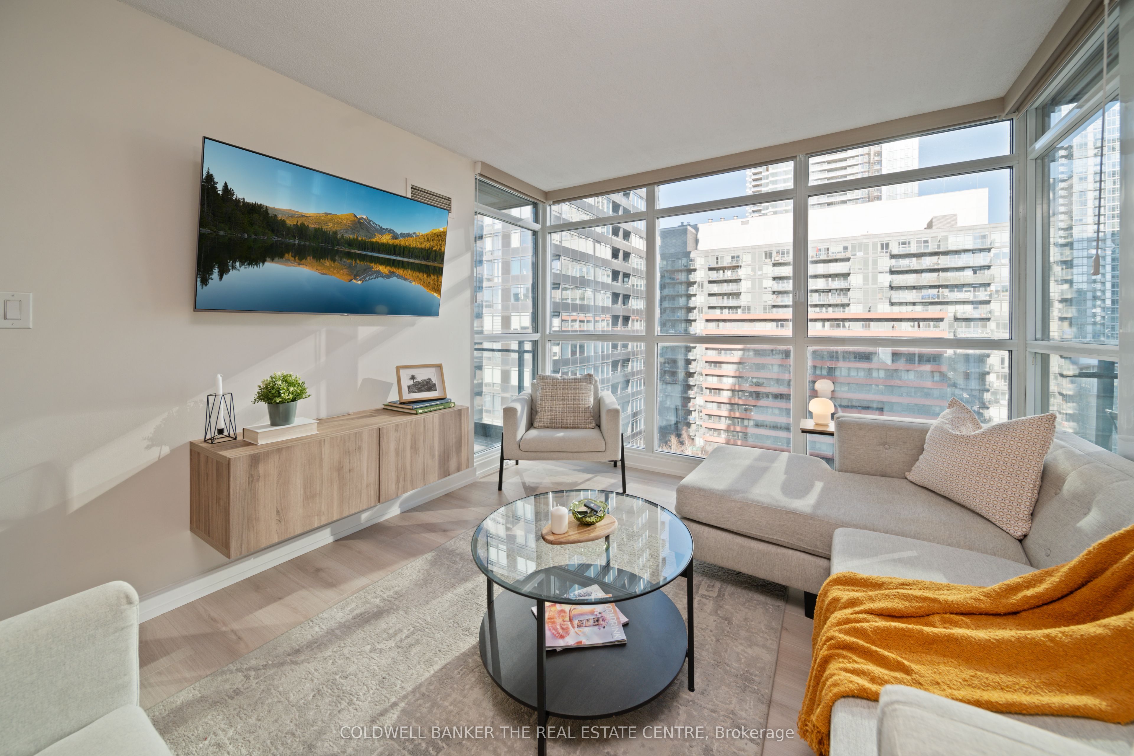 #1207 - 8 Telegram Mews Property Photo 12