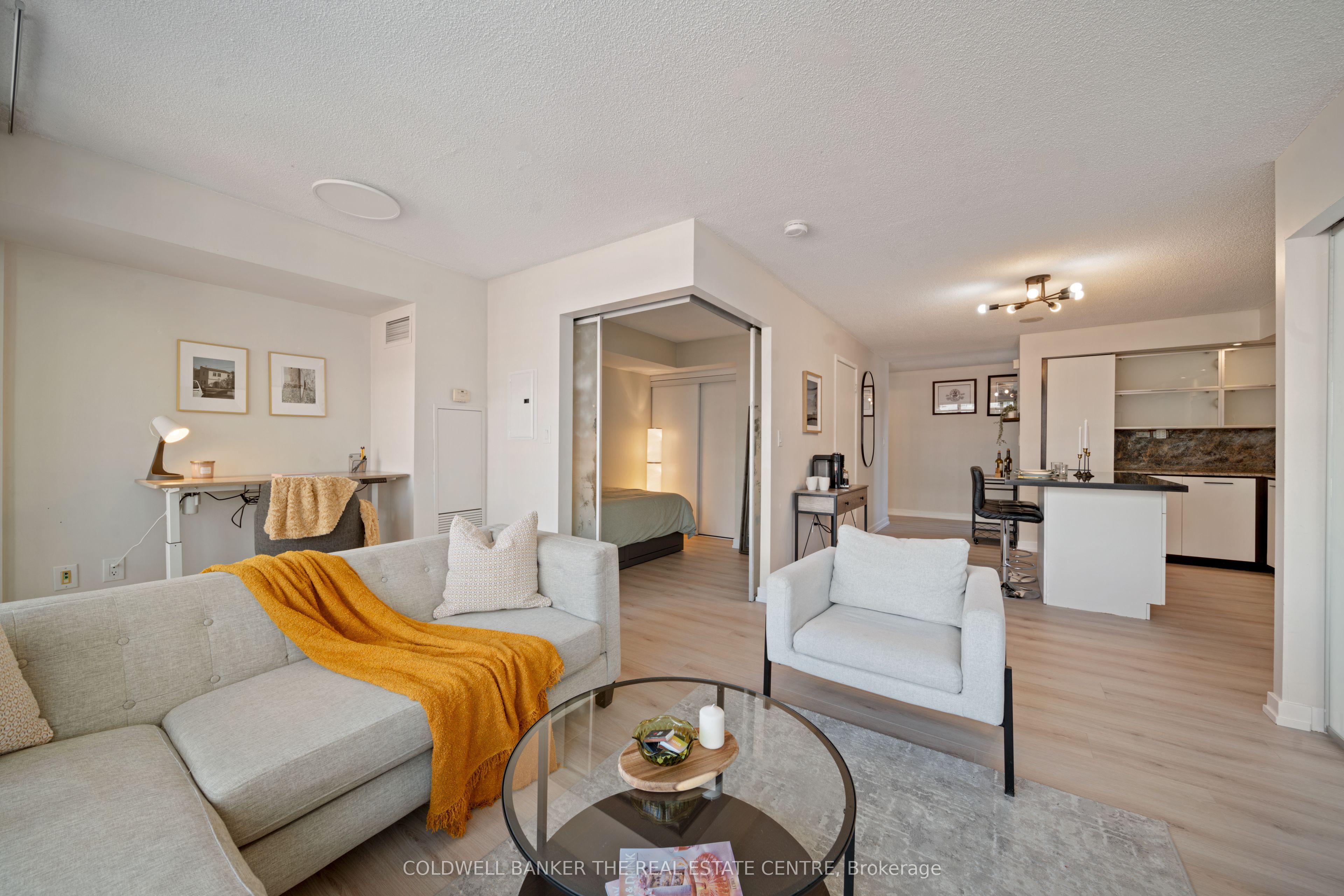 #1207 - 8 Telegram Mews Property Photo 17