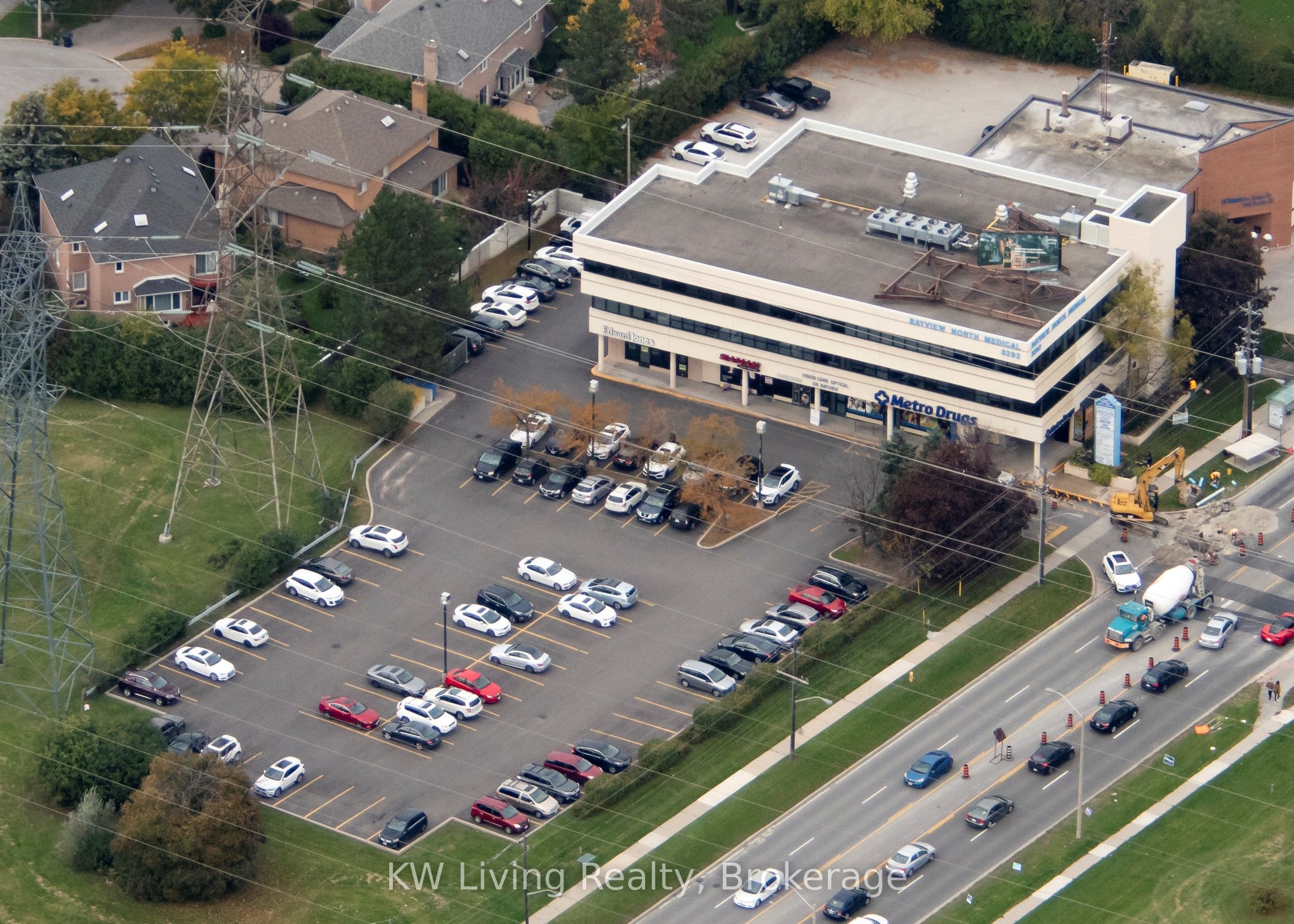 #302 - 3292 Bayview Avenue Property Photo 1