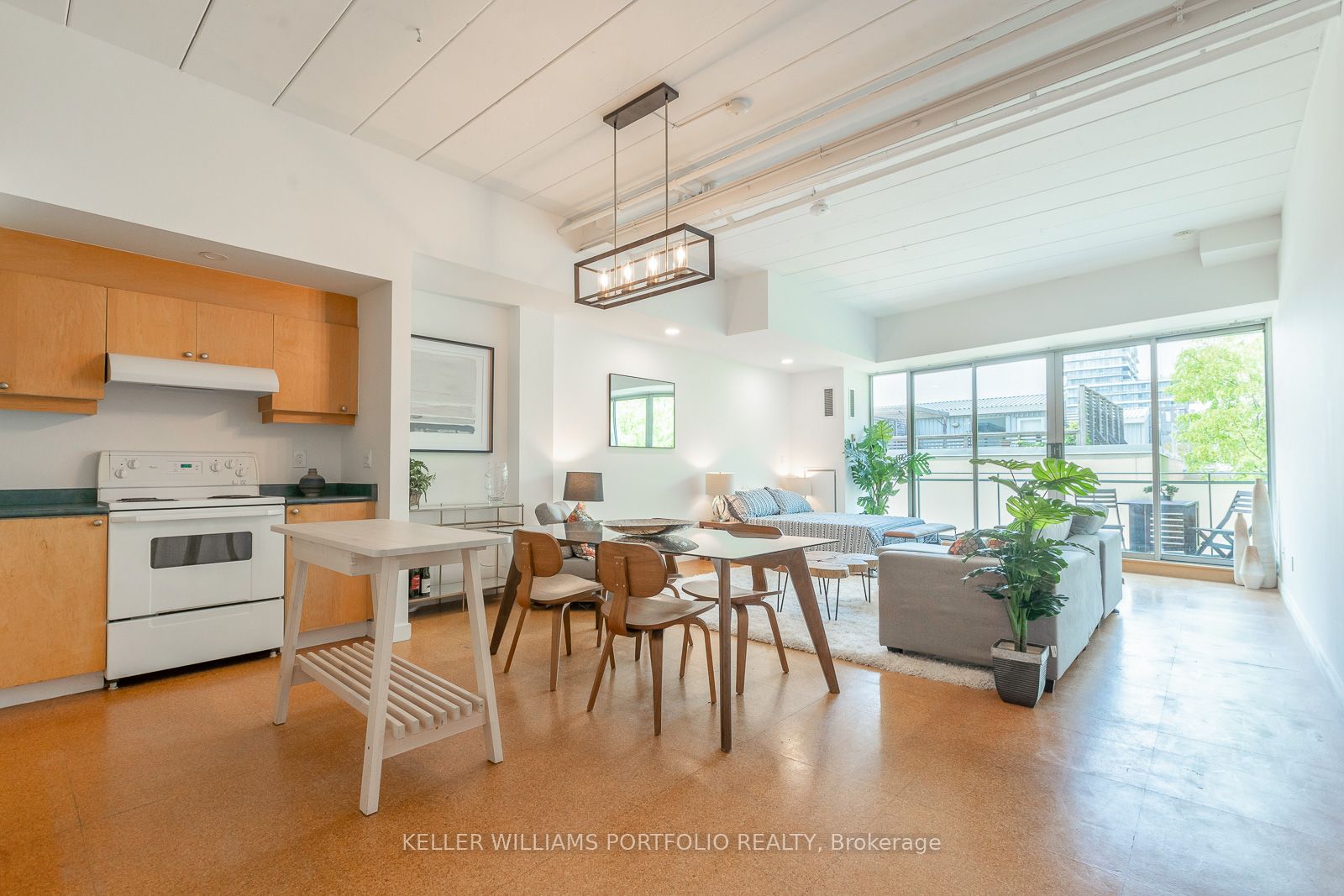 #507 - 160 Baldwin Street Property Photo 1