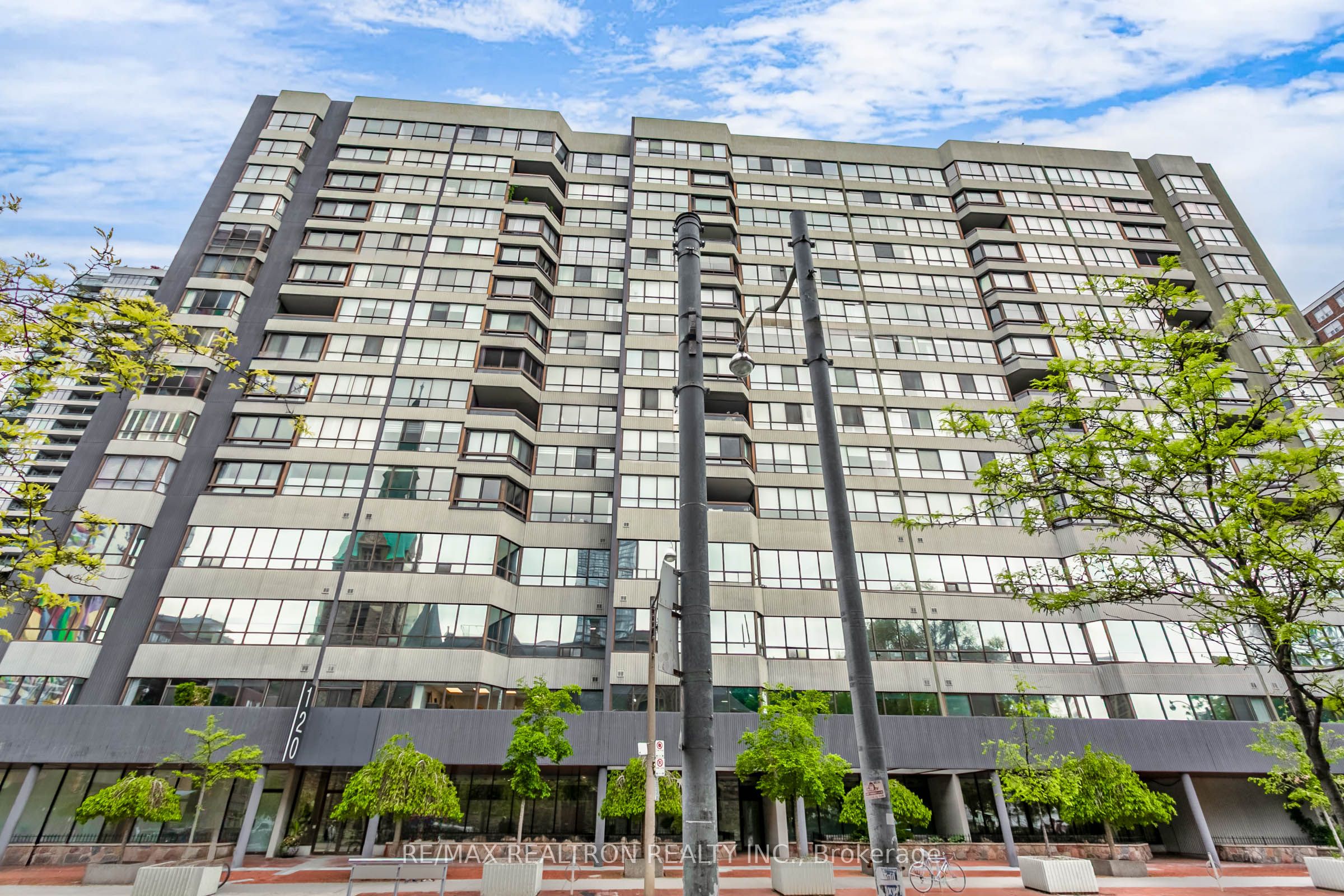 #201 - 120 Carlton Street Property Photo 1