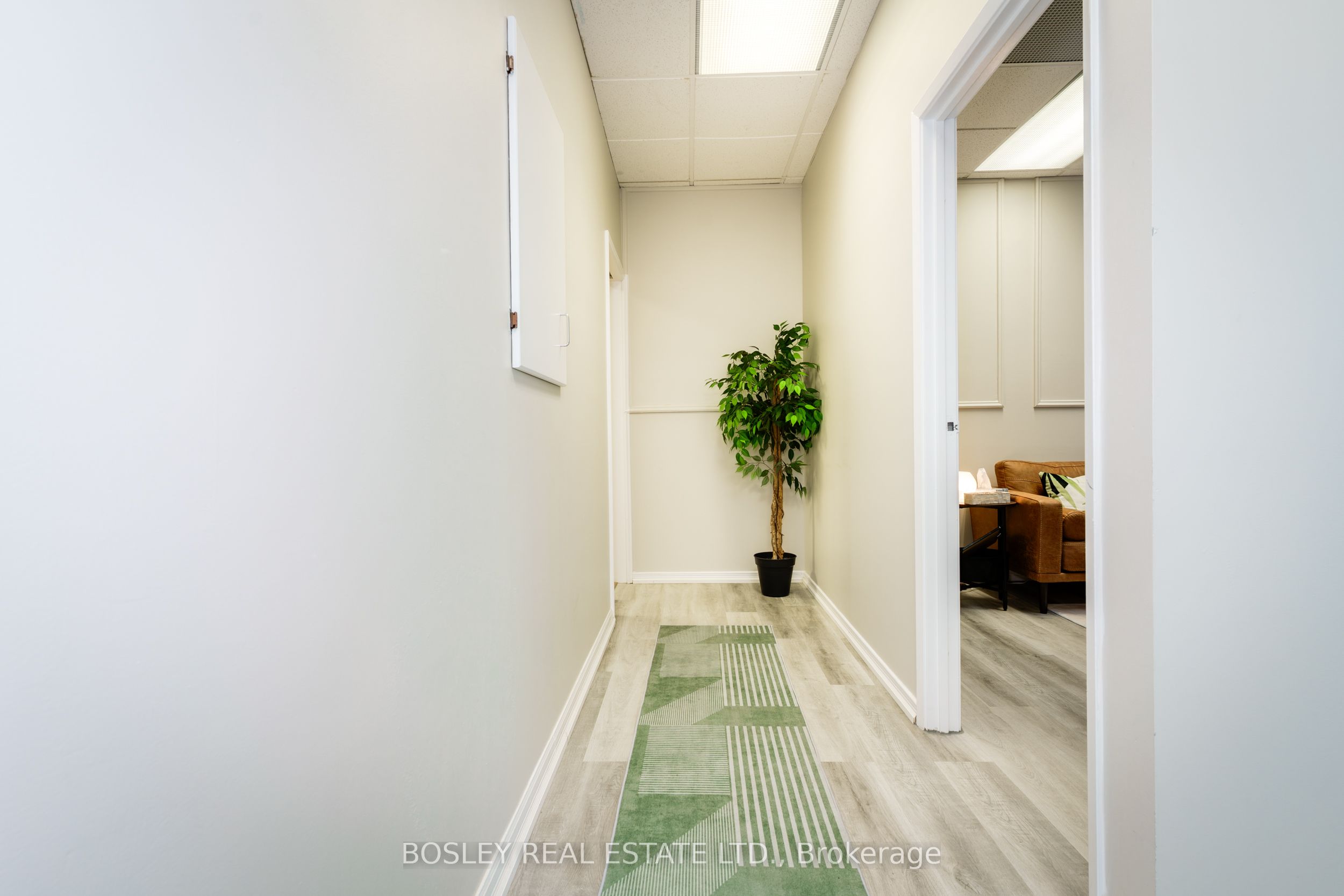 40 Wynford Drive 100b Property Photo 13