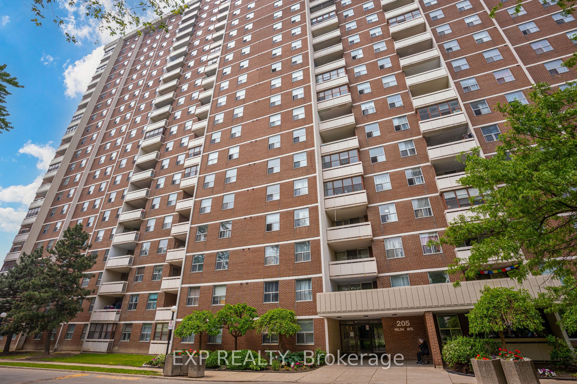 205 Hilda Avenue 302 Property Photo 1